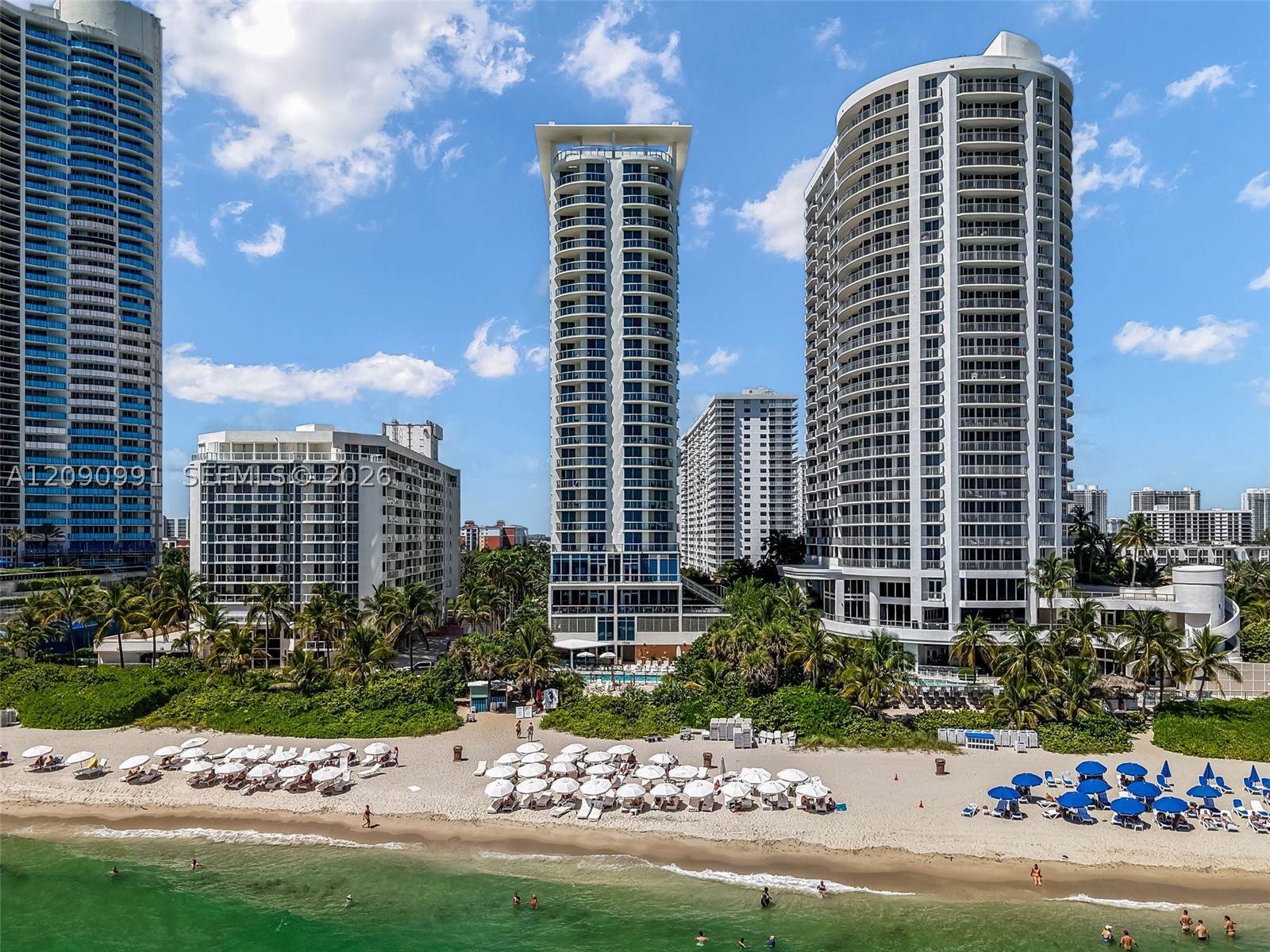 17375 Collins Ave #2305