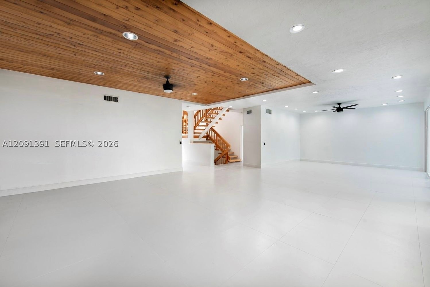 2000 S Bayshore Dr #58 Miami, FL 33133