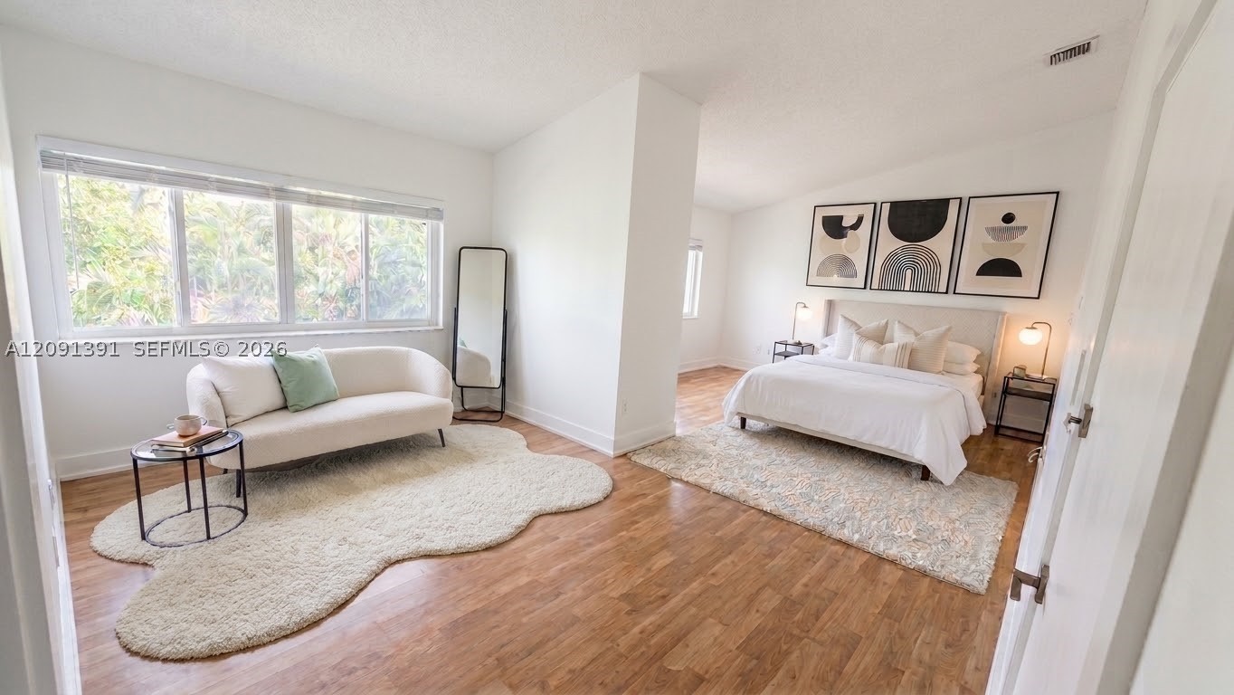 2000 S Bayshore Dr #58 Miami, FL 33133