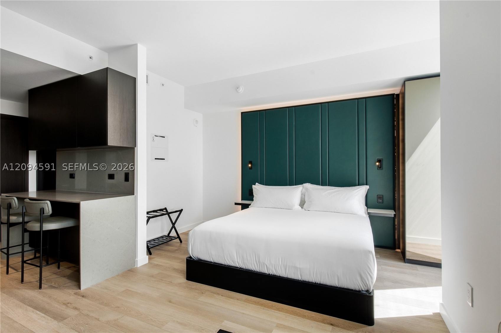 image E11even Hotel And Residen10