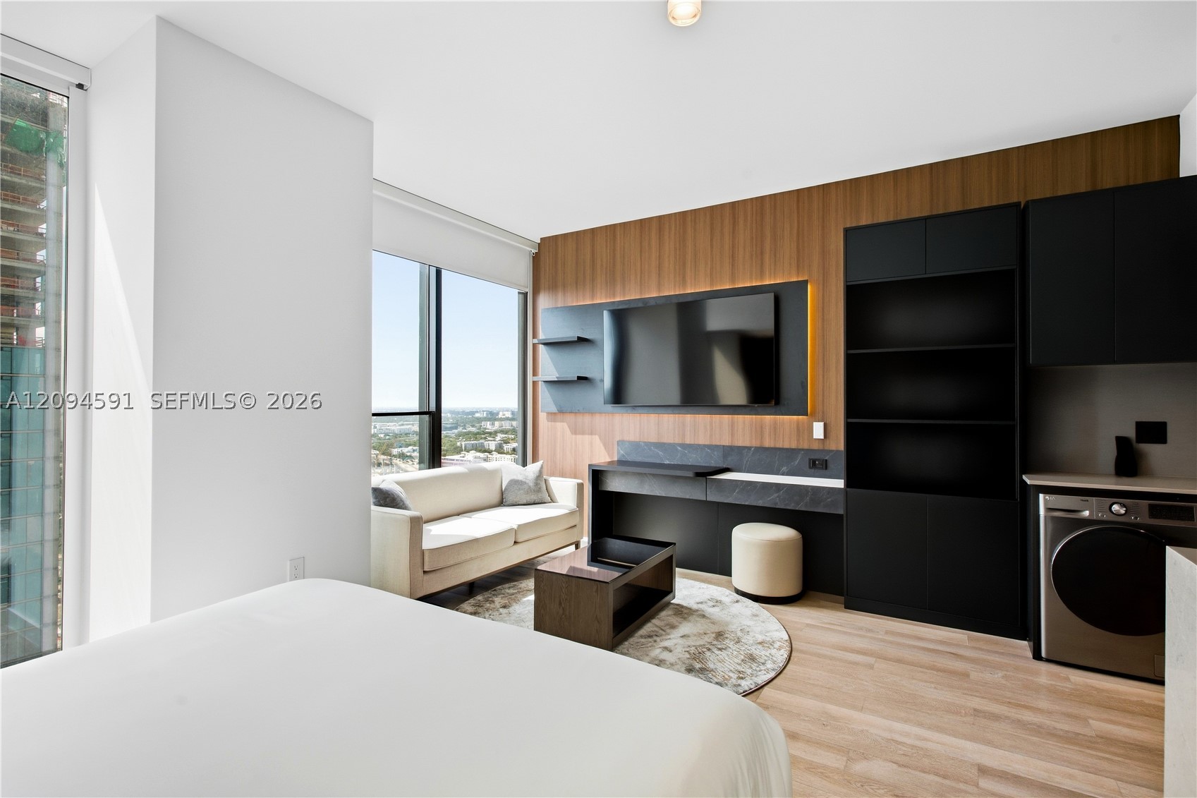 image E11even Hotel And Residen14