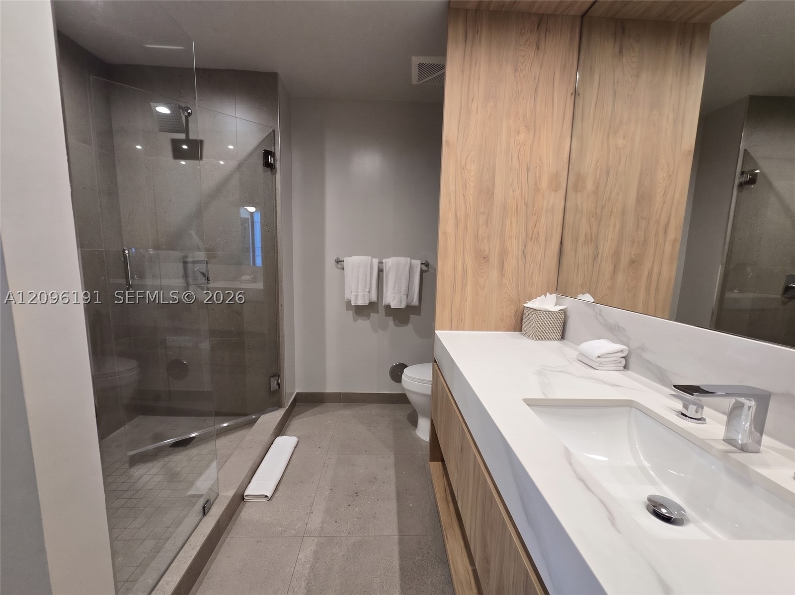 image The Crosby Miami Worldcenter5