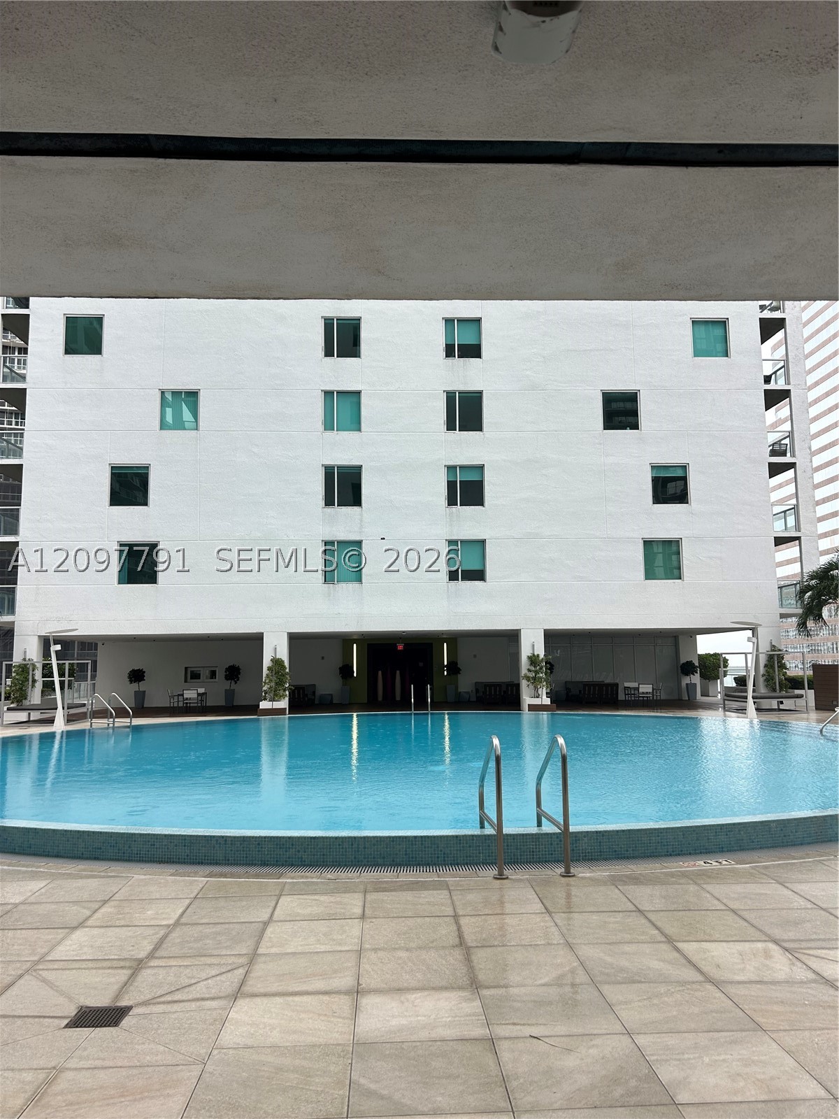 image 500 Brickell East11