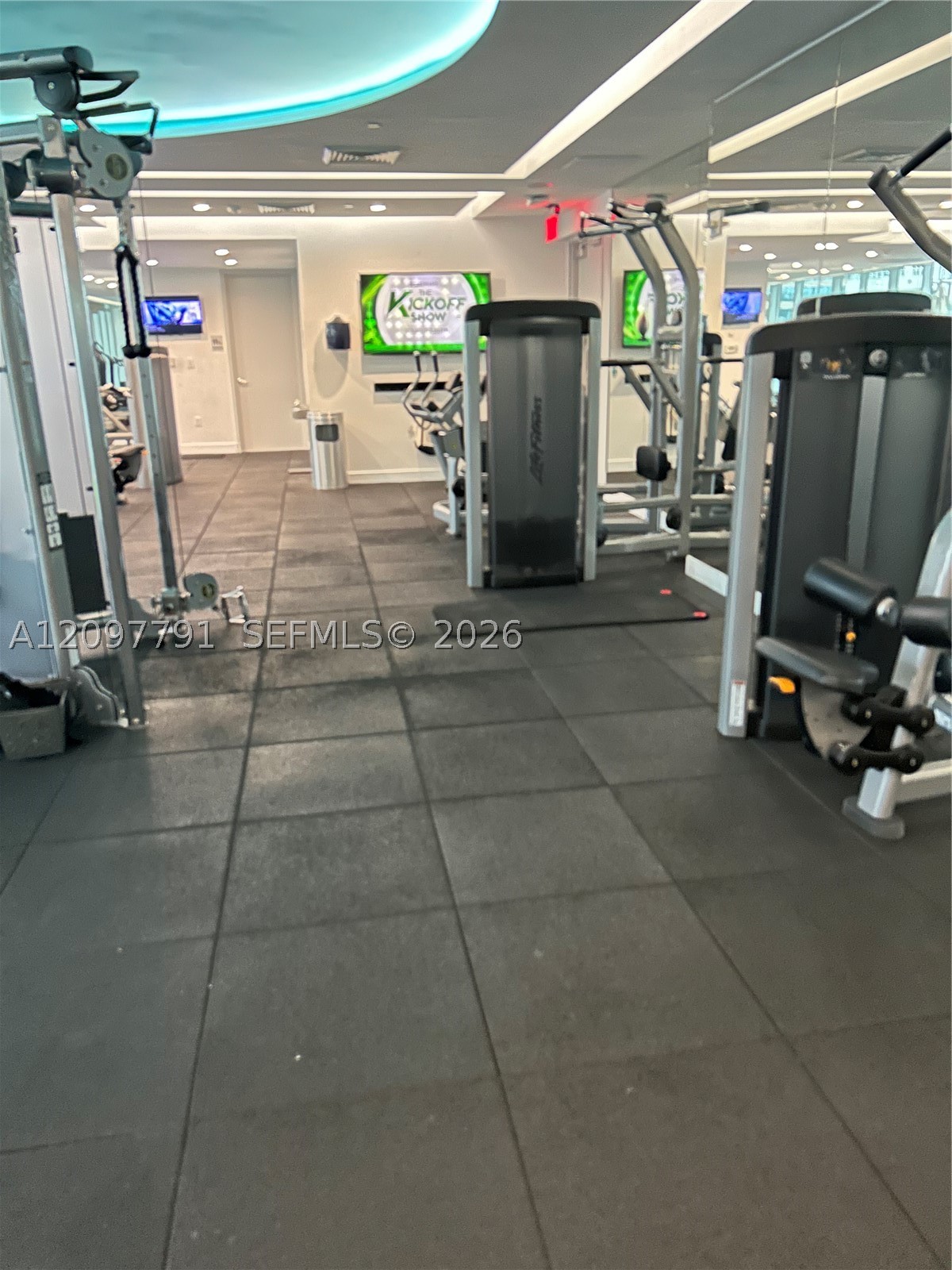 image 500 Brickell East12