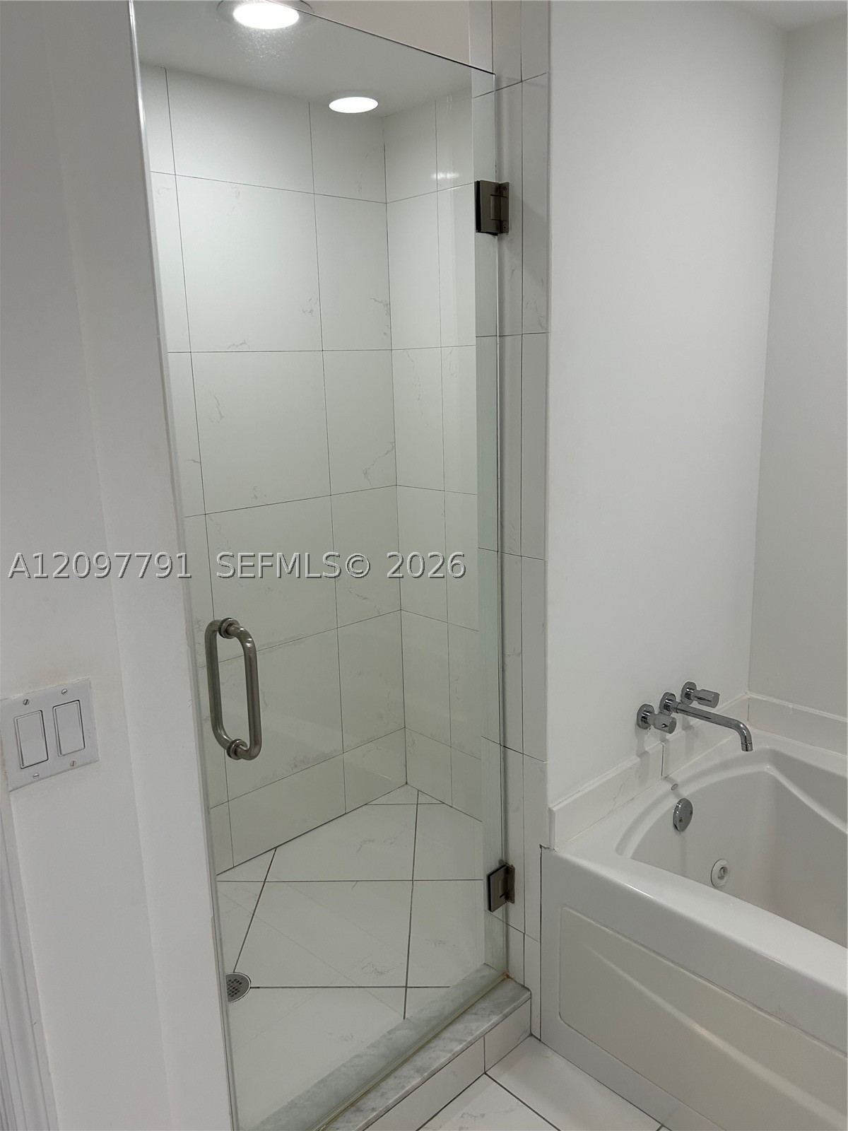 image 500 Brickell East5