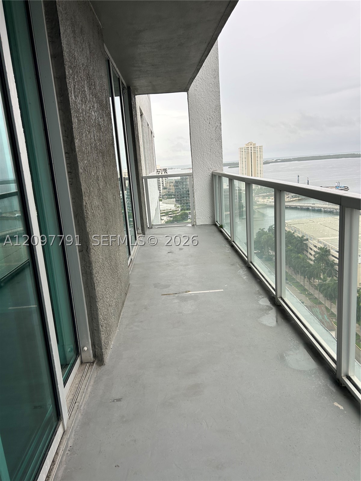 image 500 Brickell East7