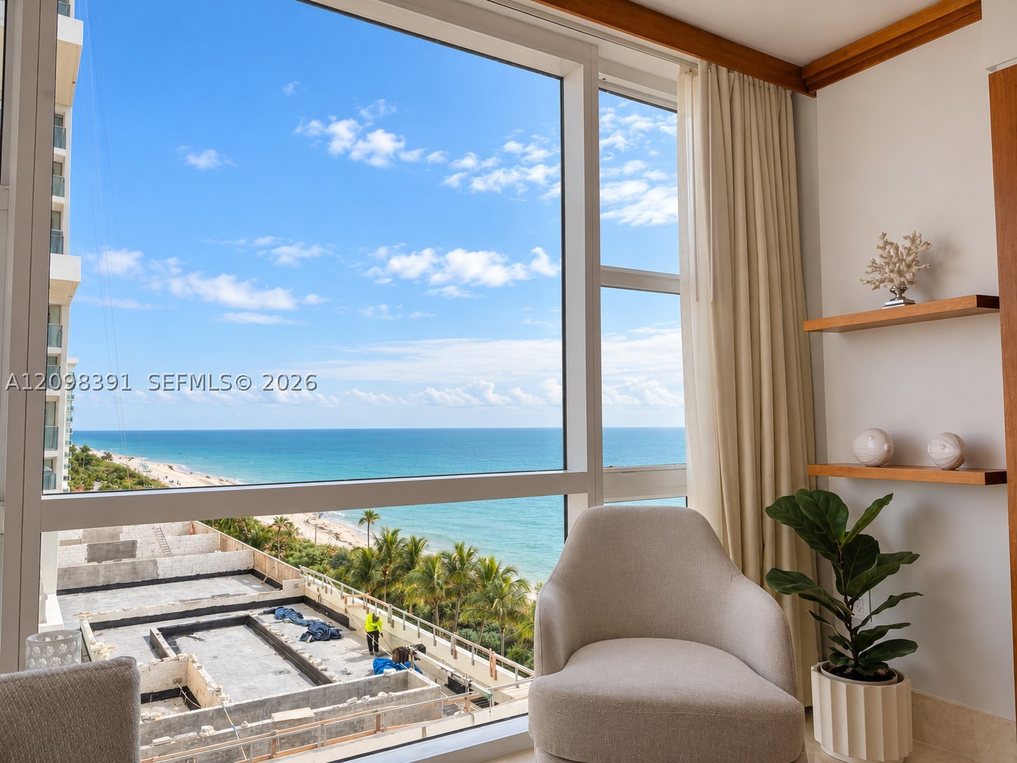 6801 Collins Ave #802