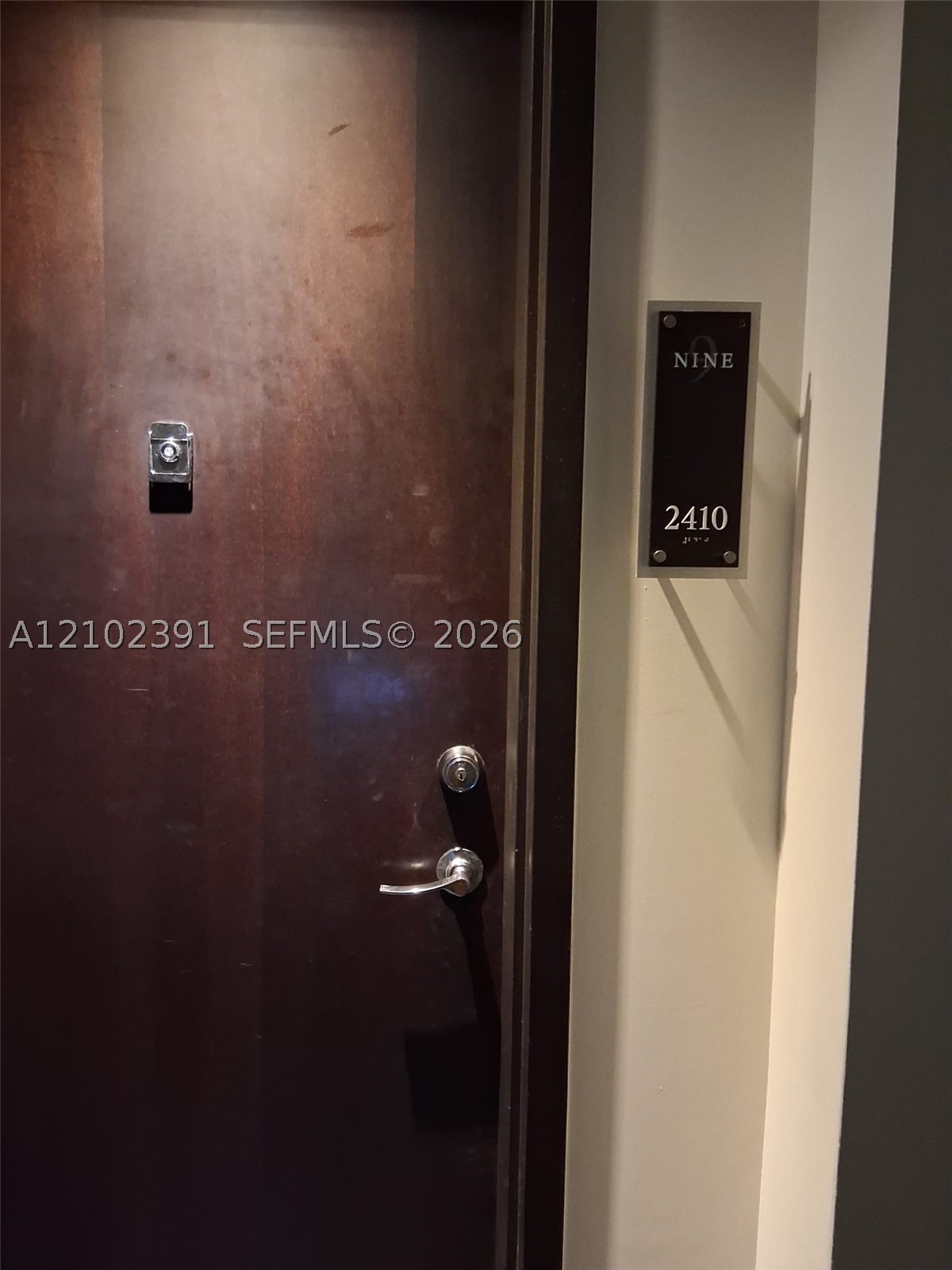image Nine at Mary Brickell Village0