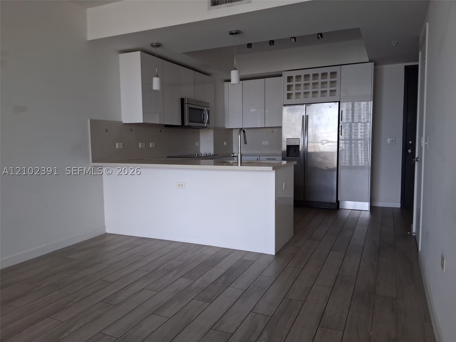 image Nine at Mary Brickell Village3