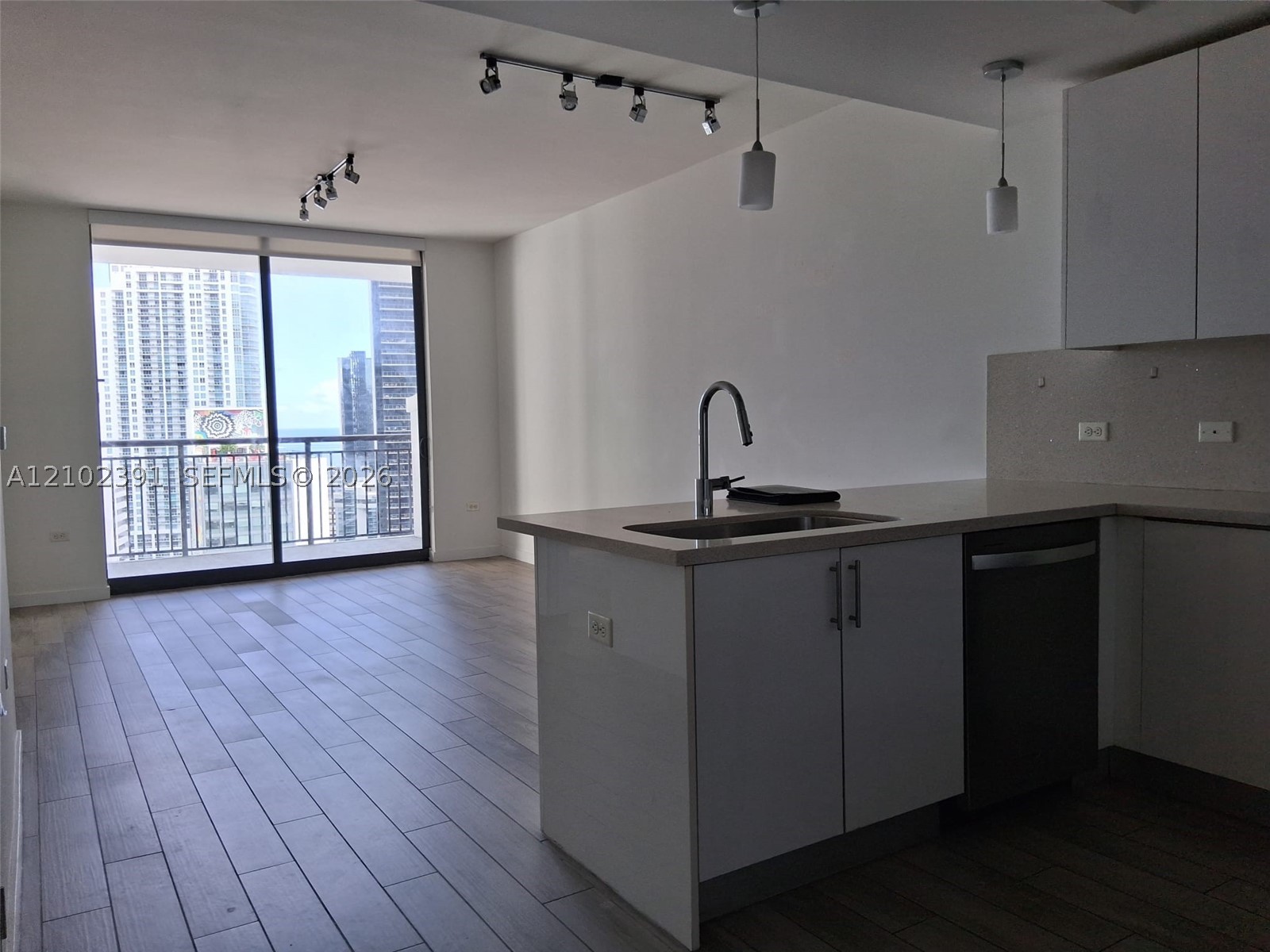 image Nine at Mary Brickell Village4