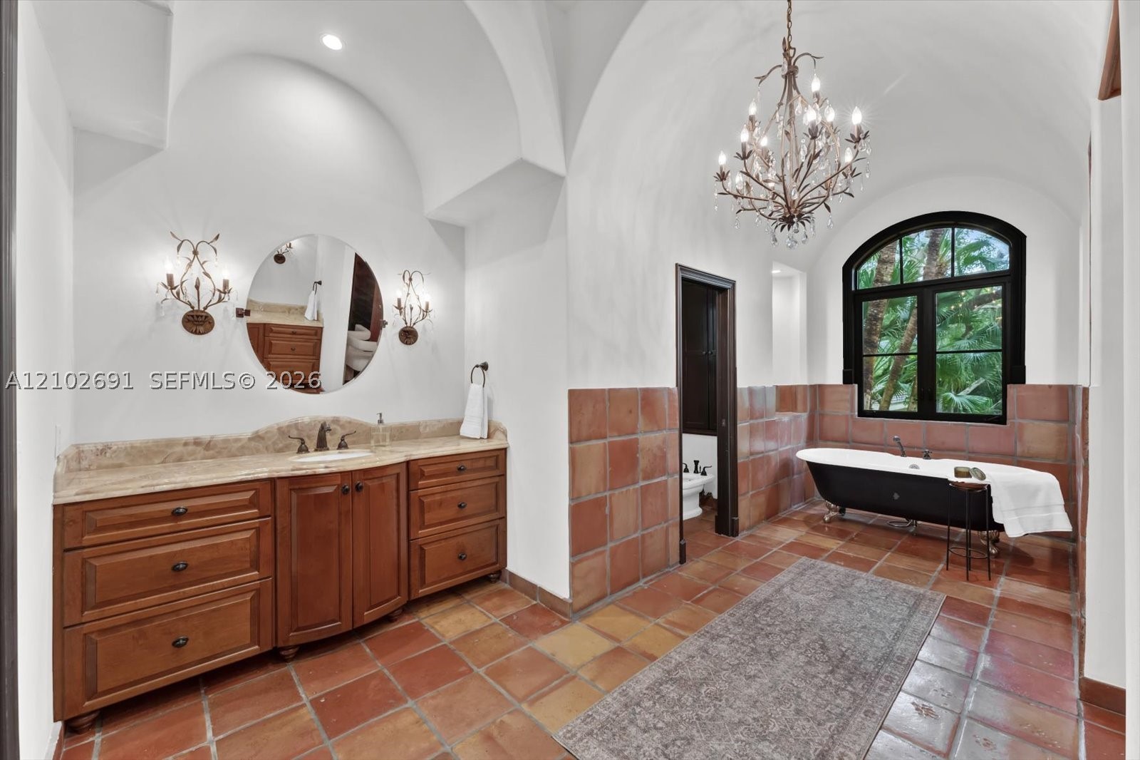 5746 SW 100th St Pinecrest, FL 33156