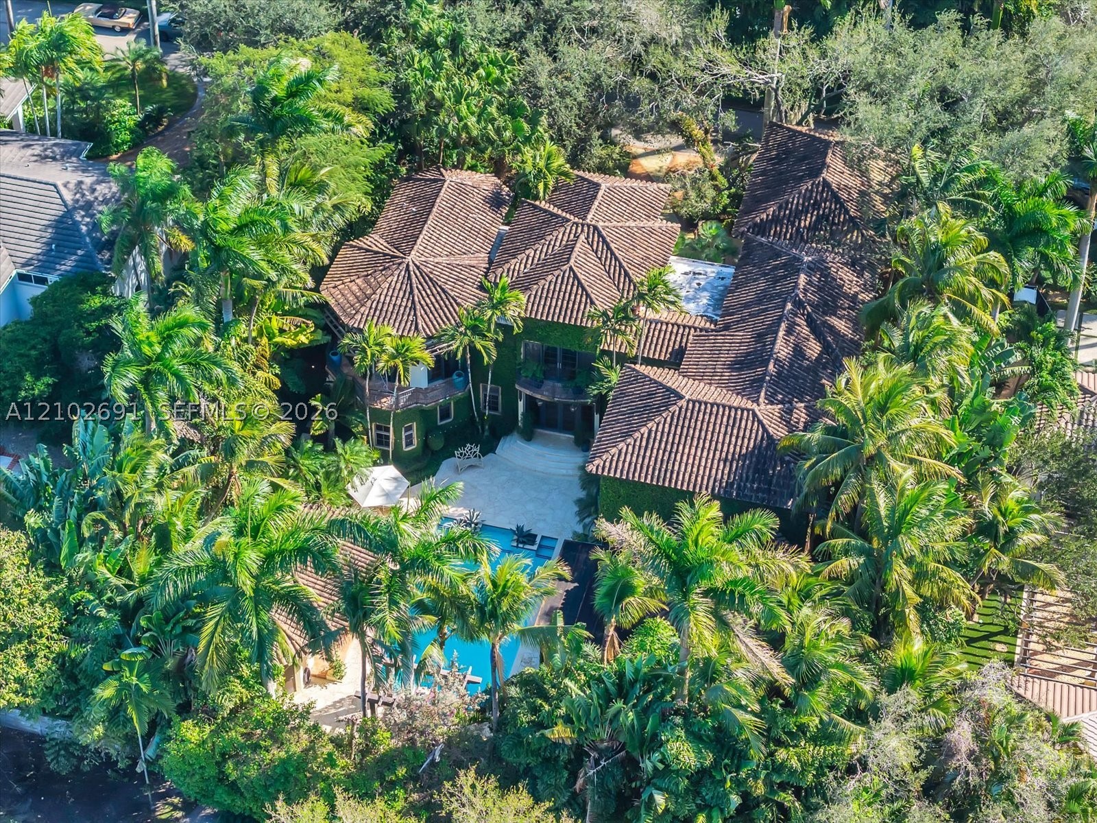 5746 SW 100th St Pinecrest, FL 33156