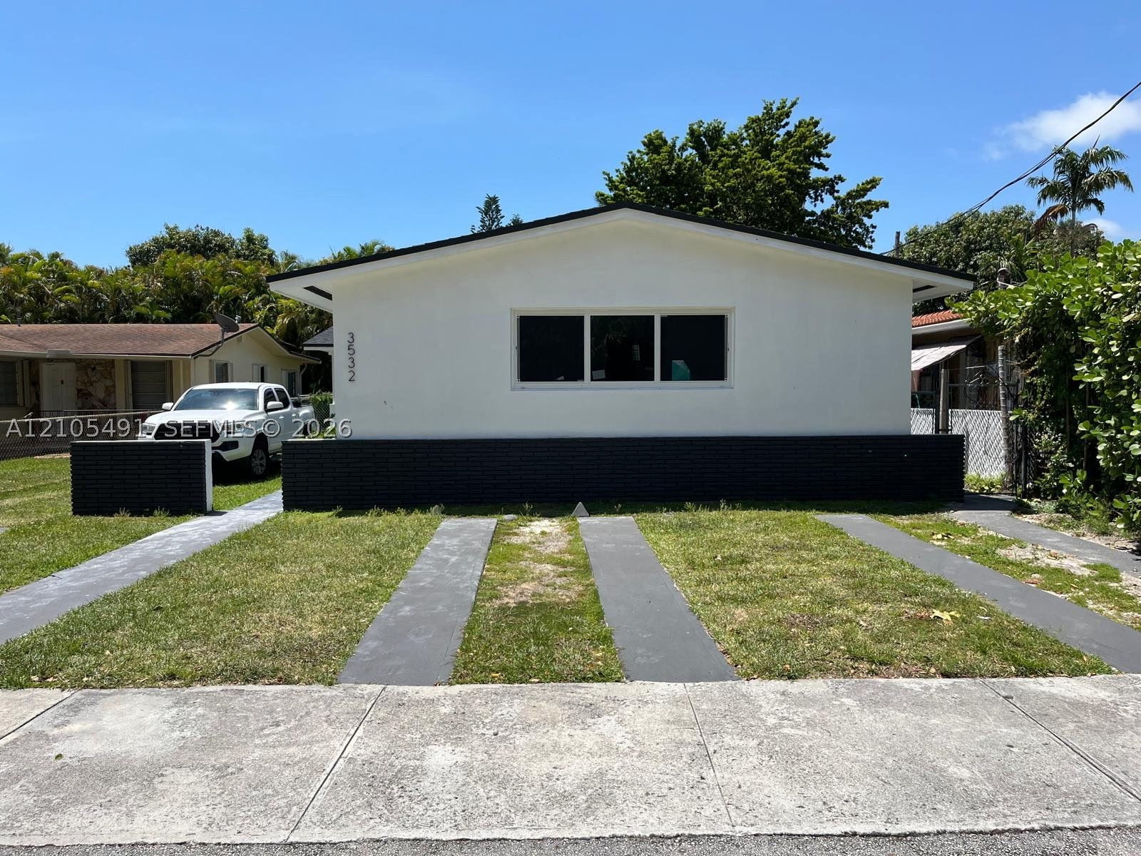 3530 SW 22nd Ter