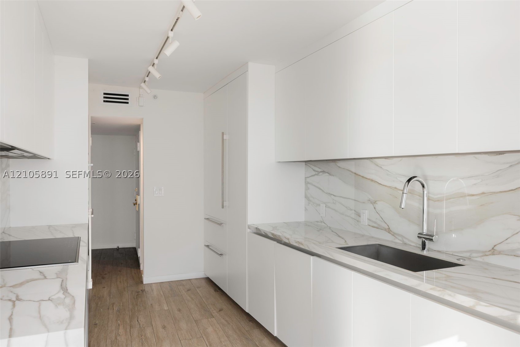 9 Island Ave #1215 Miami Beach, FL 33139