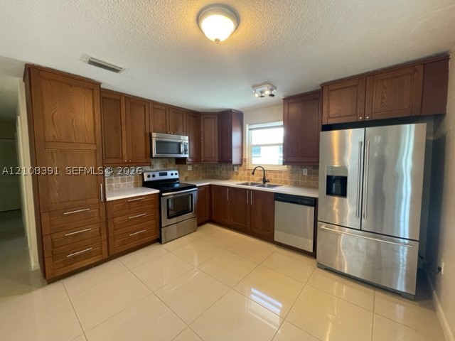 18233 Oleta Dr #18233