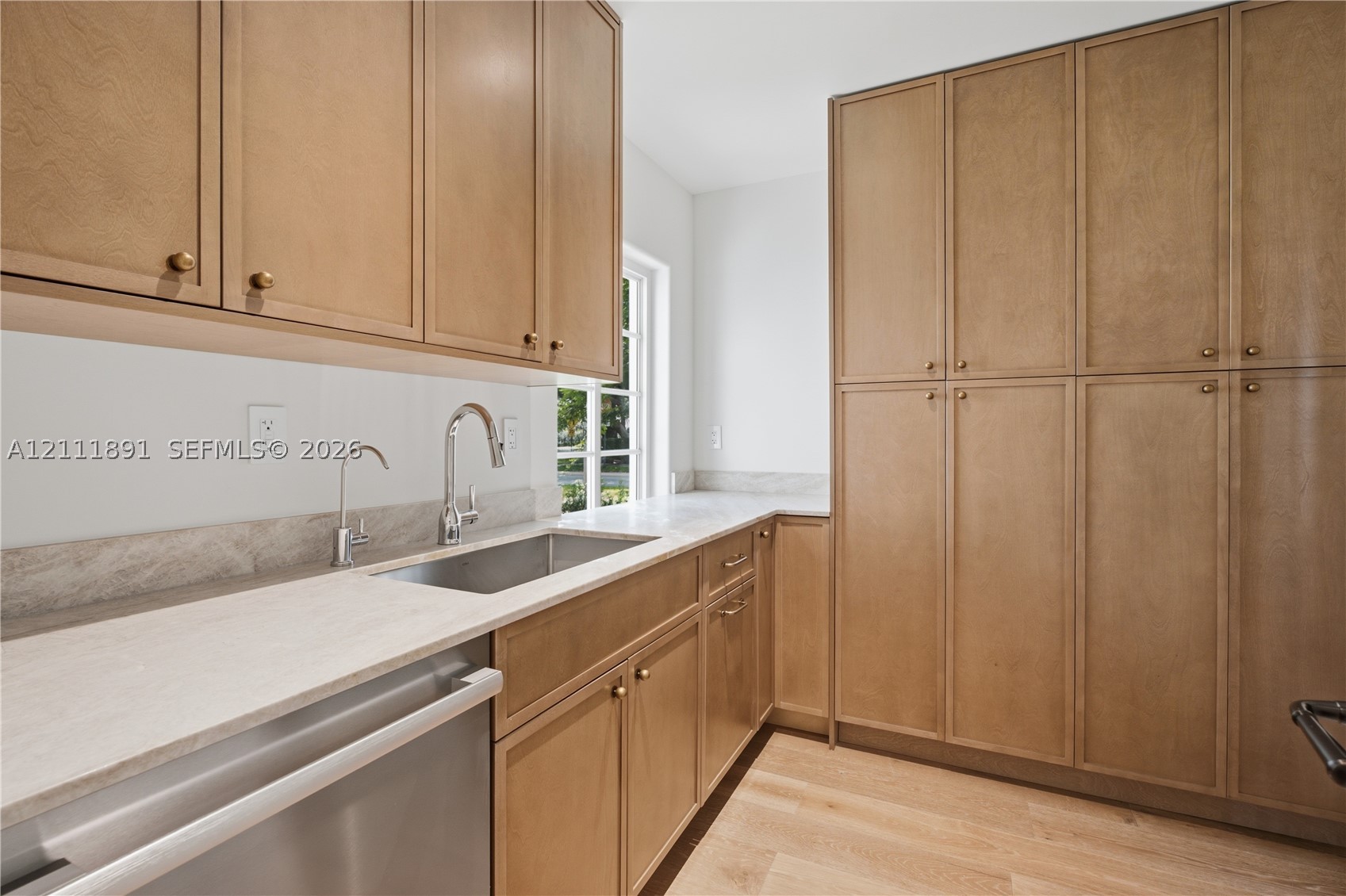 1259 Alhambra Cir Coral Gables, FL 33134