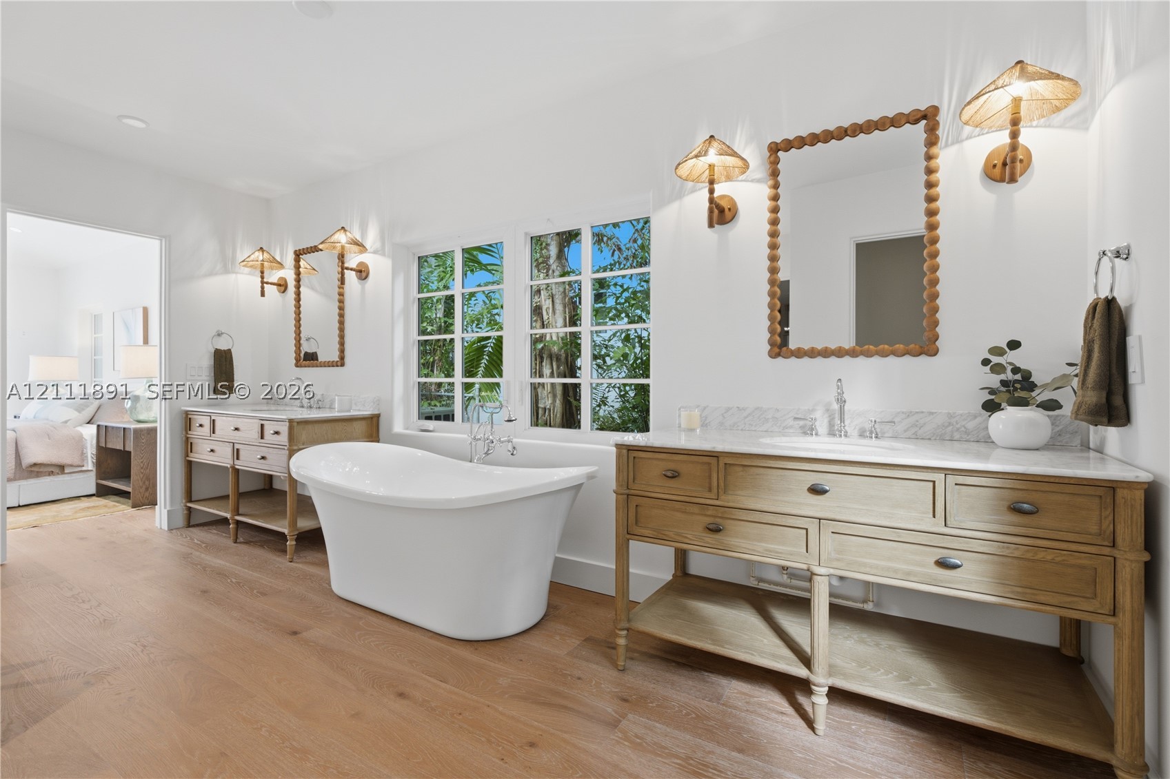 1259 Alhambra Cir Coral Gables, FL 33134