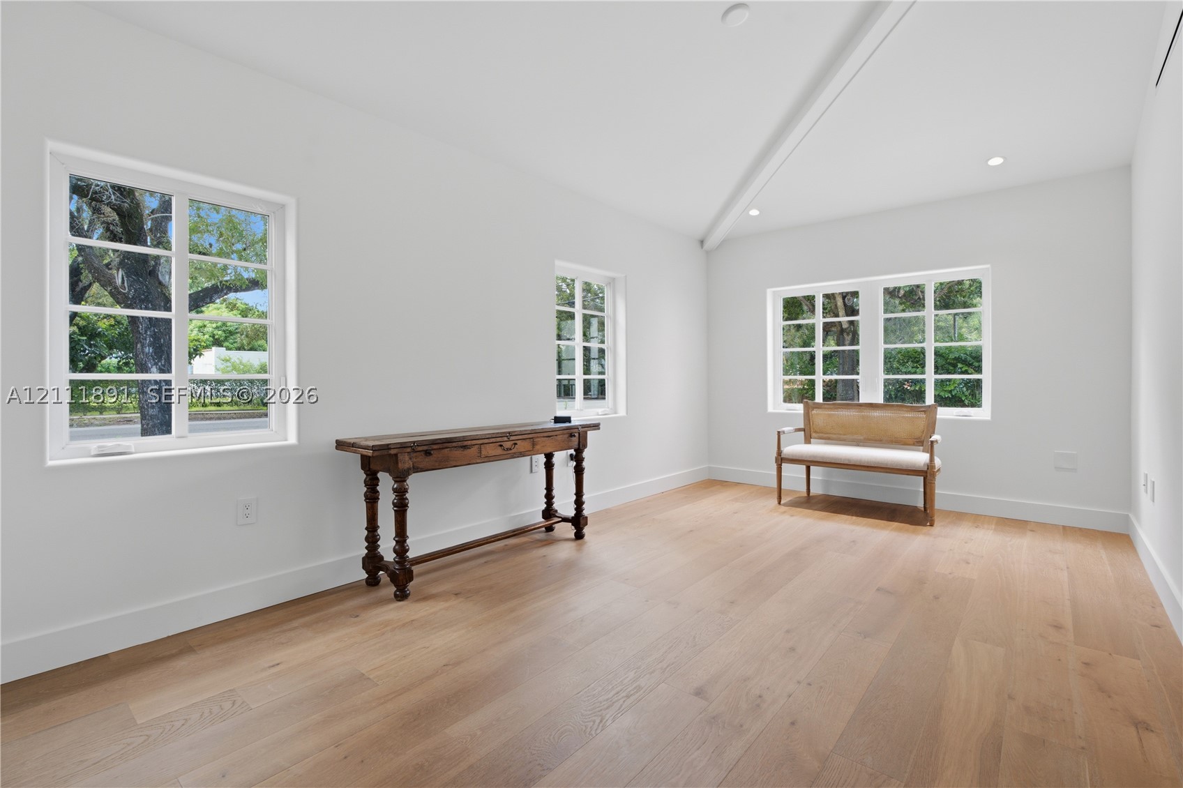 1259 Alhambra Cir Coral Gables, FL 33134