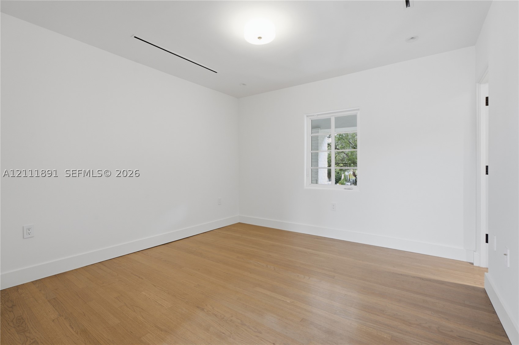 1259 Alhambra Cir Coral Gables, FL 33134