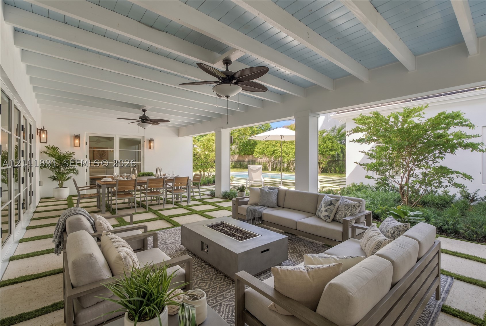 1259 Alhambra Cir Coral Gables, FL 33134