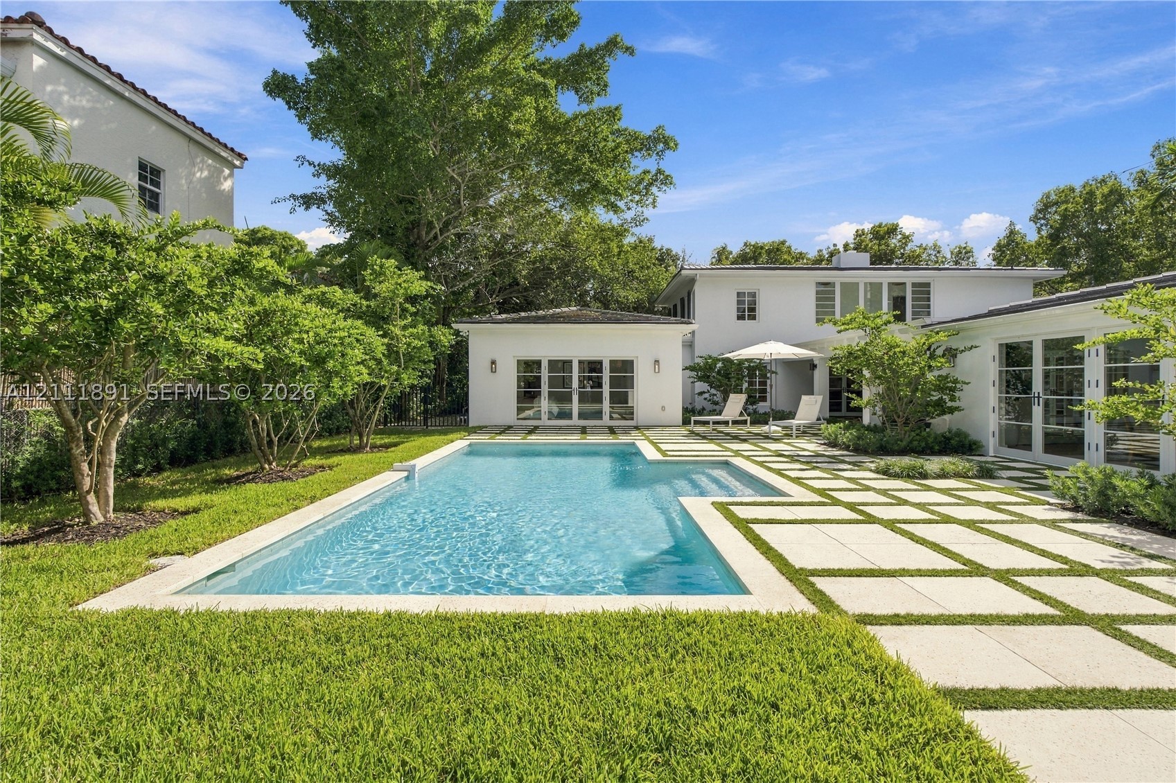 1259 Alhambra Cir Coral Gables, FL 33134