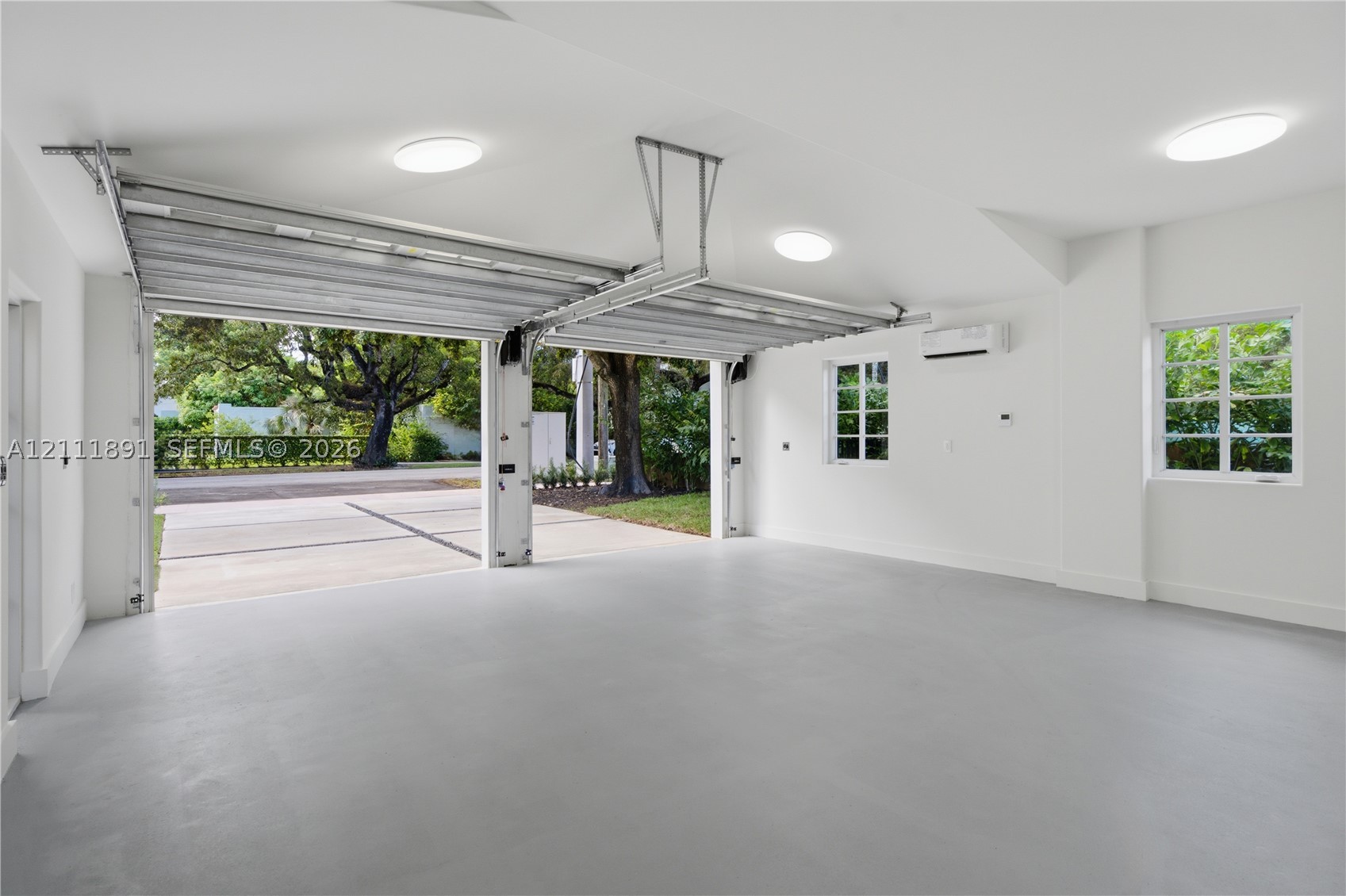 1259 Alhambra Cir Coral Gables, FL 33134