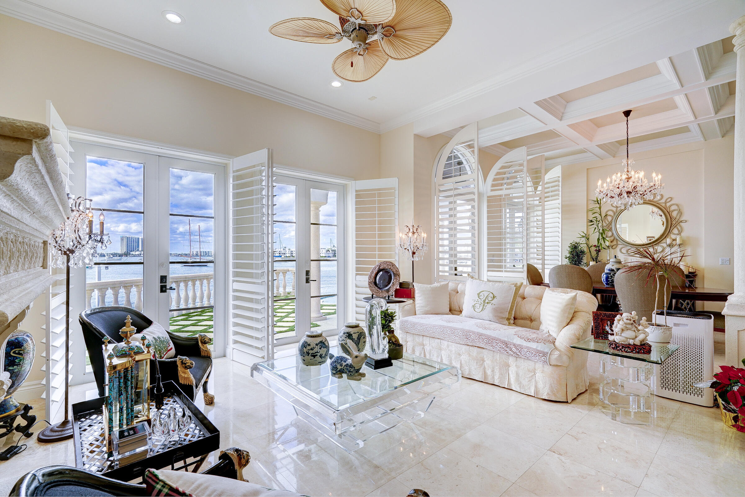 2775 Lake Singer Island, FL 33404