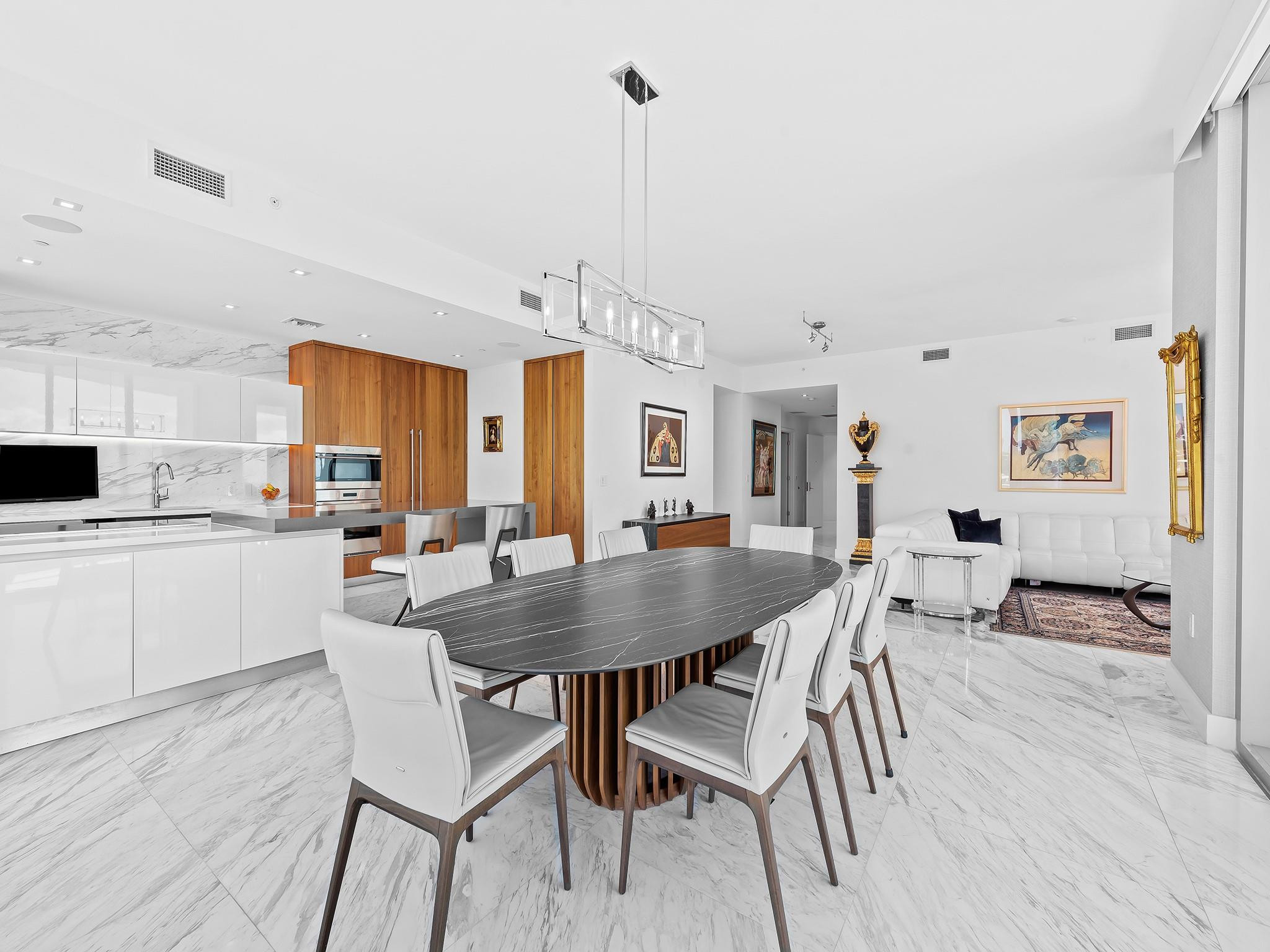 701 N Fort Lauderdale Bch #805 Fort Lauderdale, FL 33304