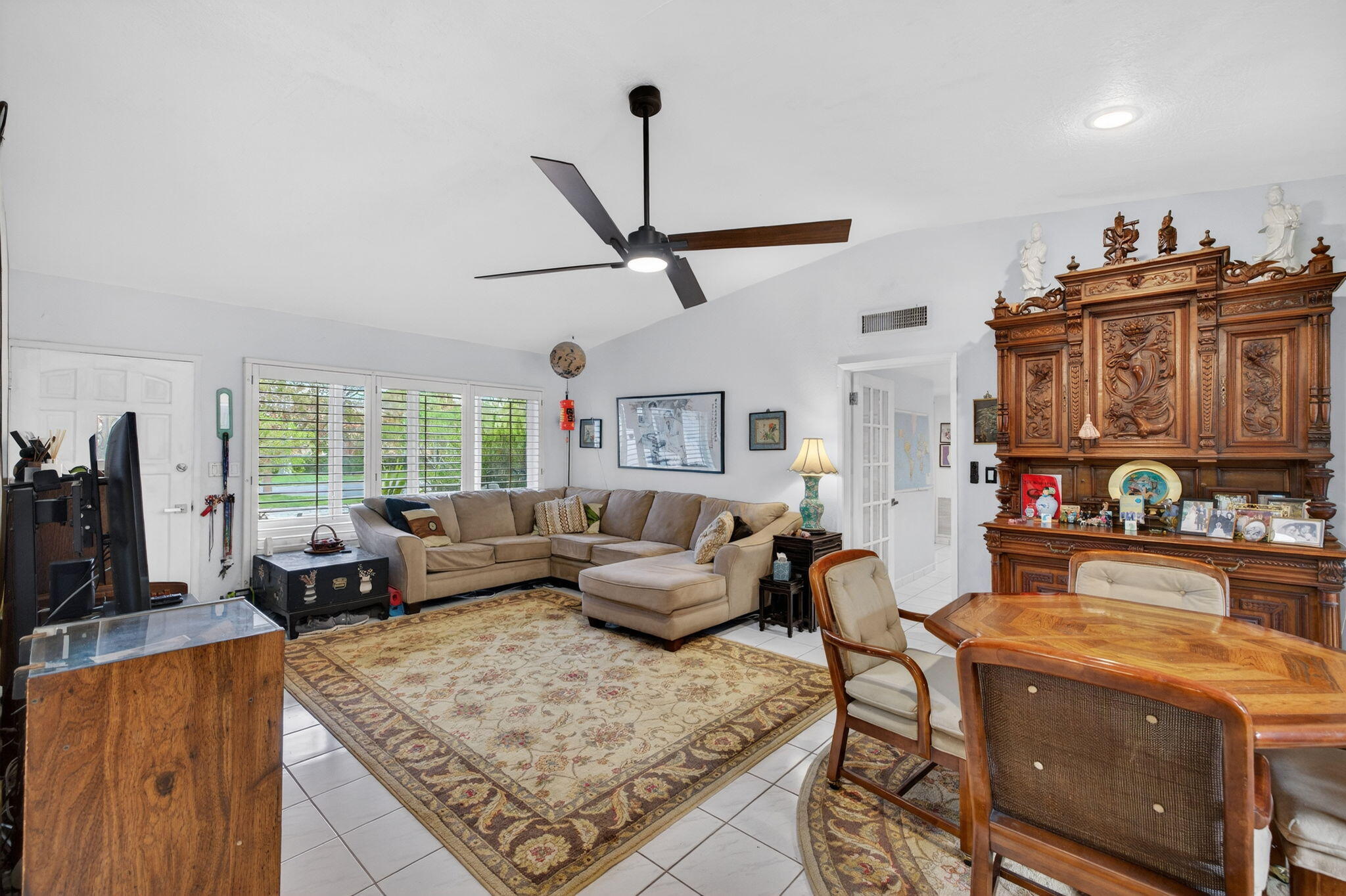 1935 SE 25th Fort Lauderdale, FL 33316