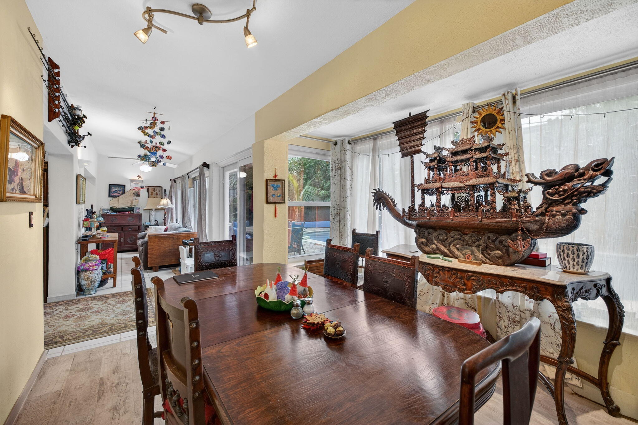 1935 SE 25th Fort Lauderdale, FL 33316