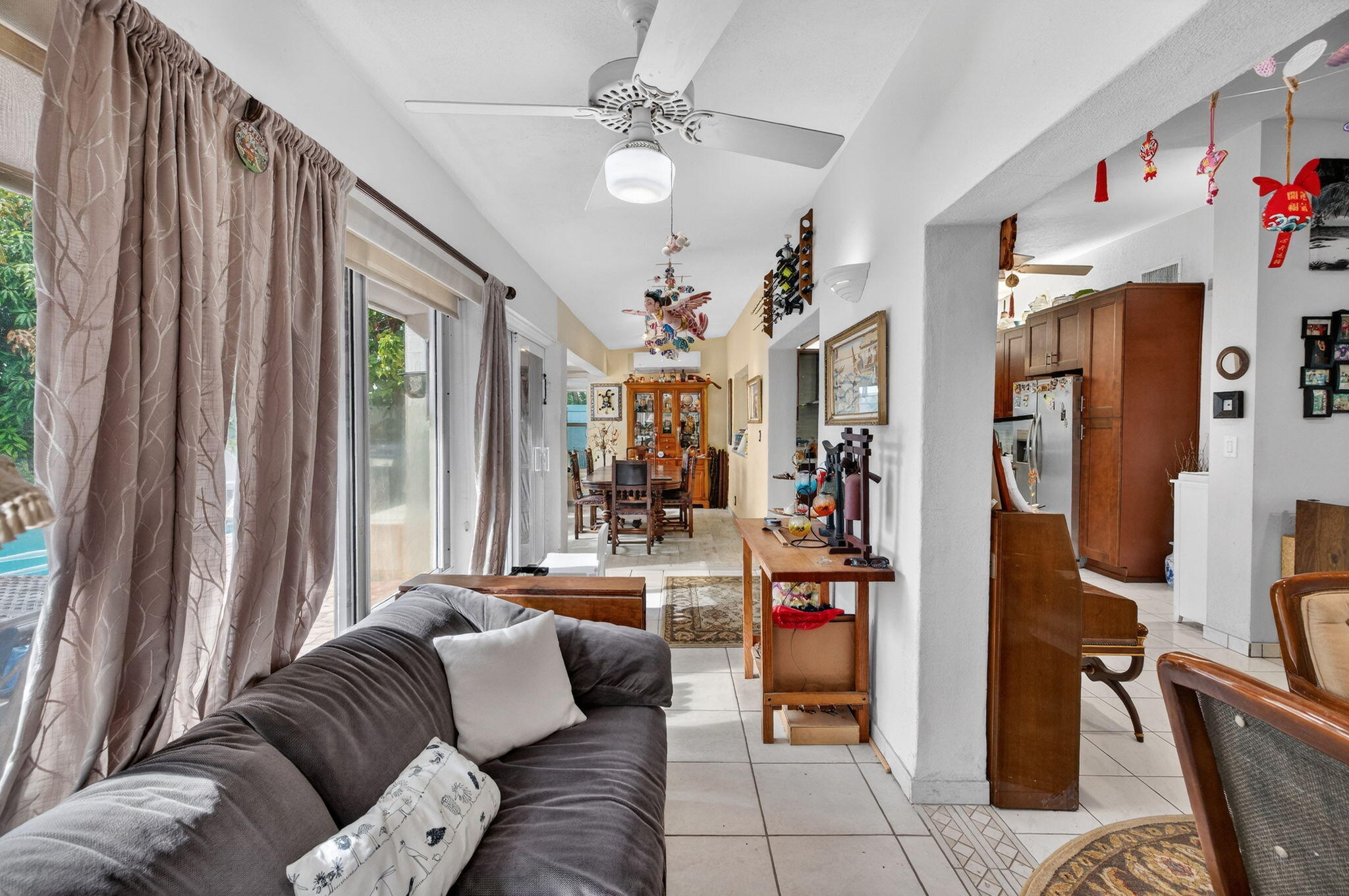 1935 SE 25th Fort Lauderdale, FL 33316