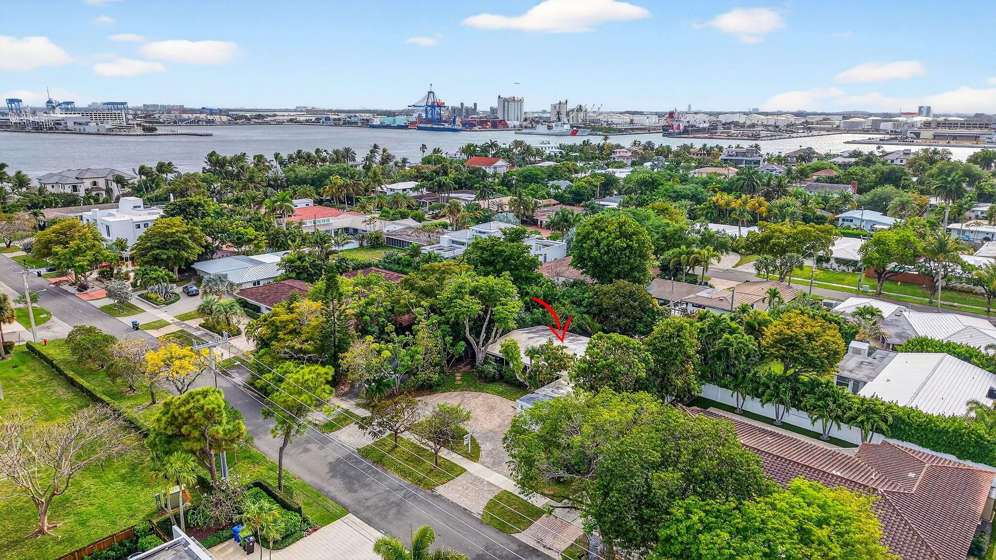 1935 SE 25th Fort Lauderdale, FL 33316