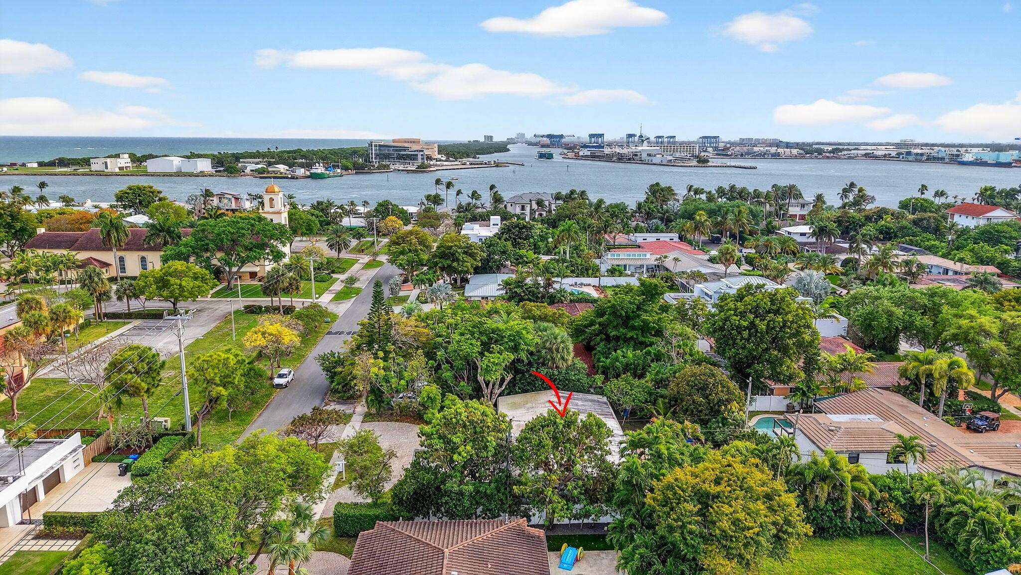 1935 SE 25th Fort Lauderdale, FL 33316