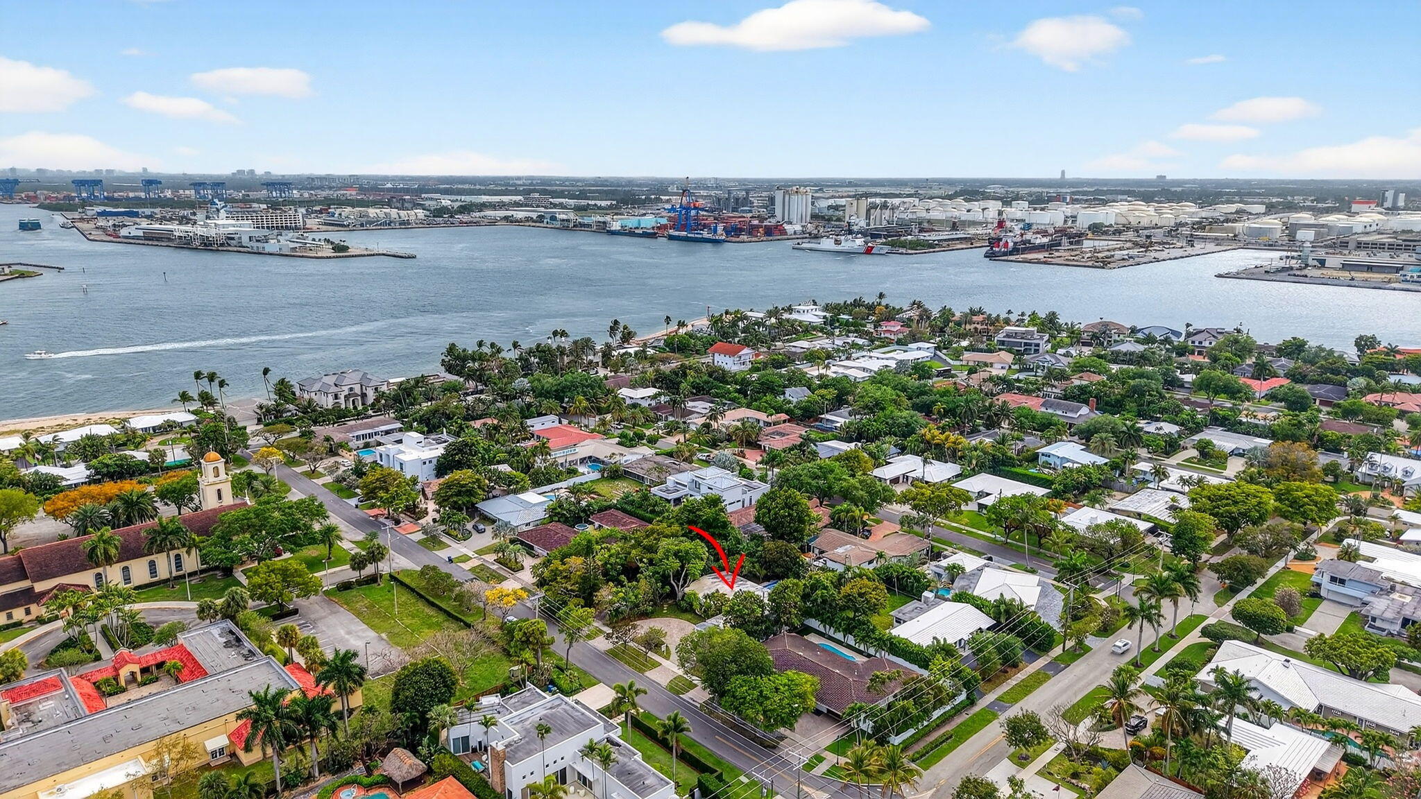 1935 SE 25th Fort Lauderdale, FL 33316