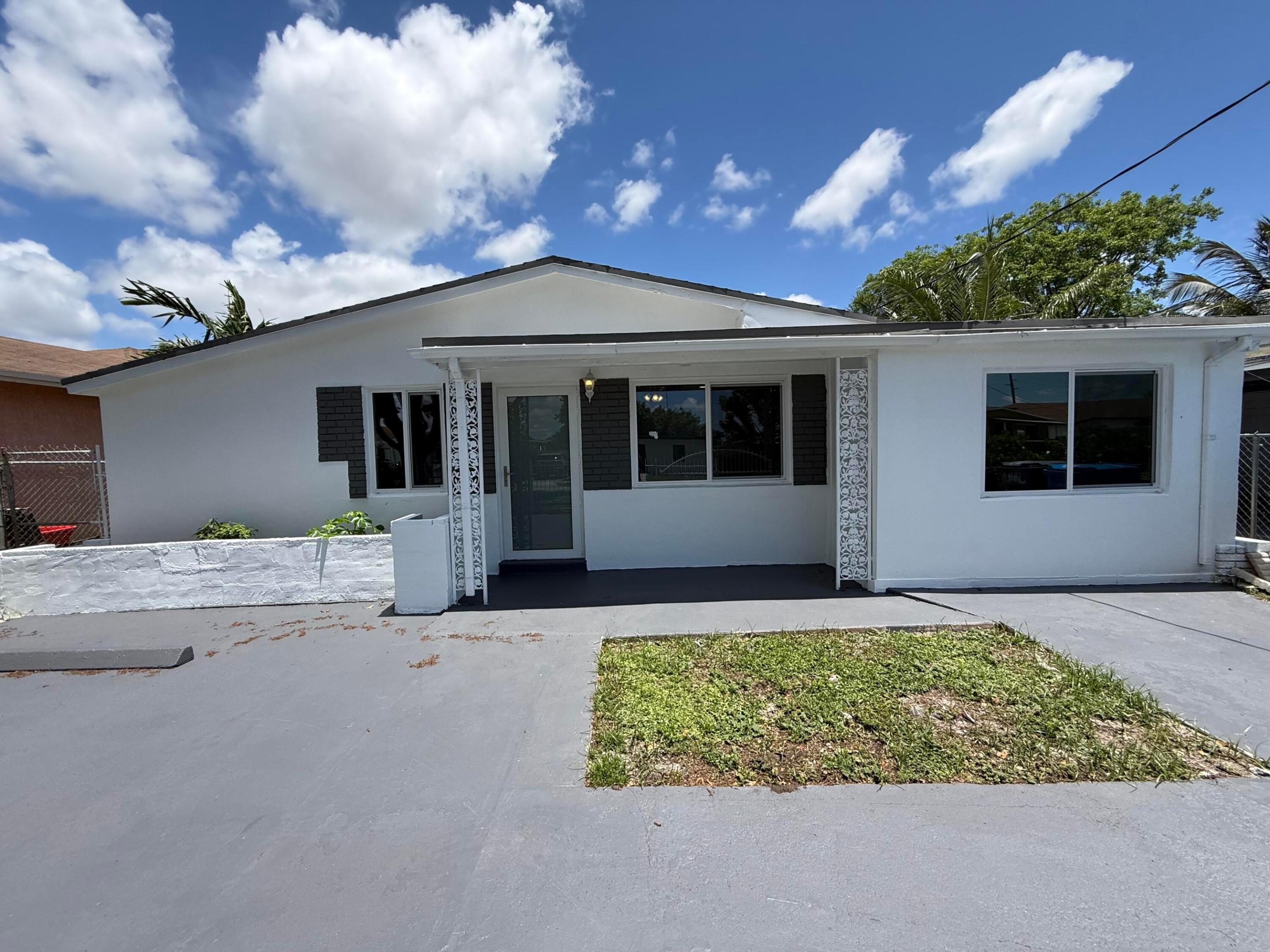 5441 SW 18th