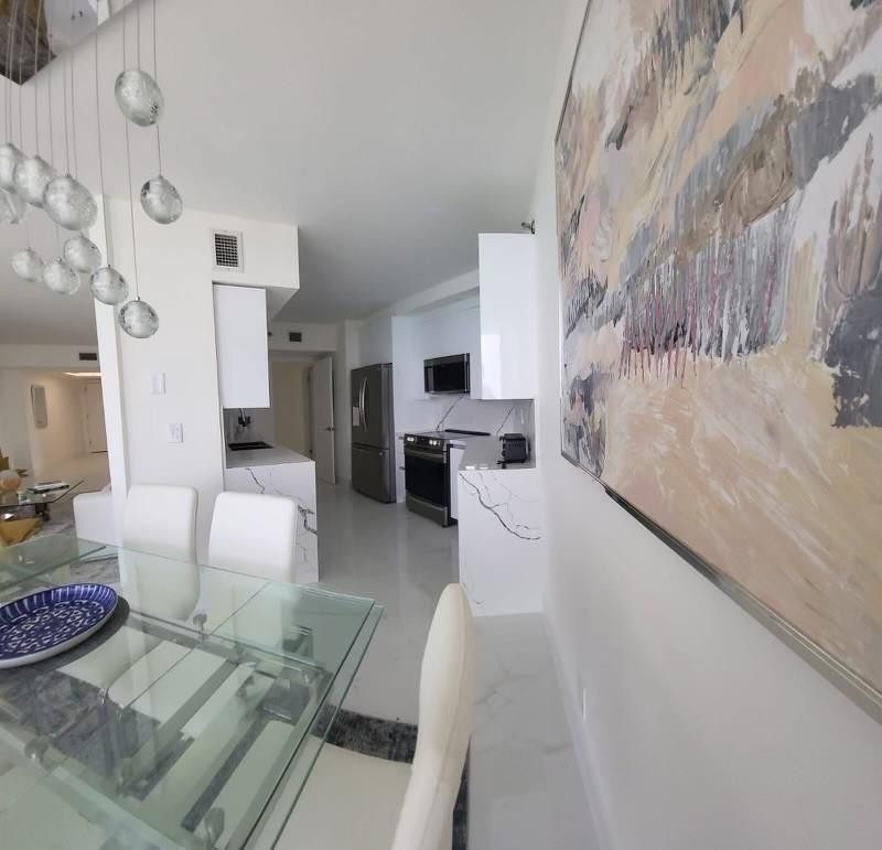 16425 Collins #2514 Sunny Isles Beach, FL 33160