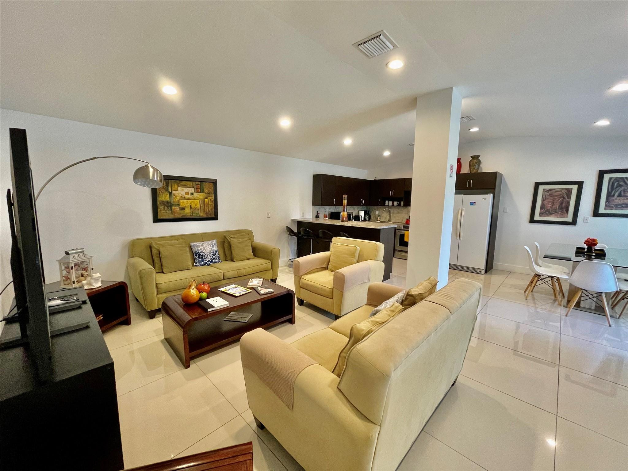 88 NE 154th North Miami Beach, FL 33162