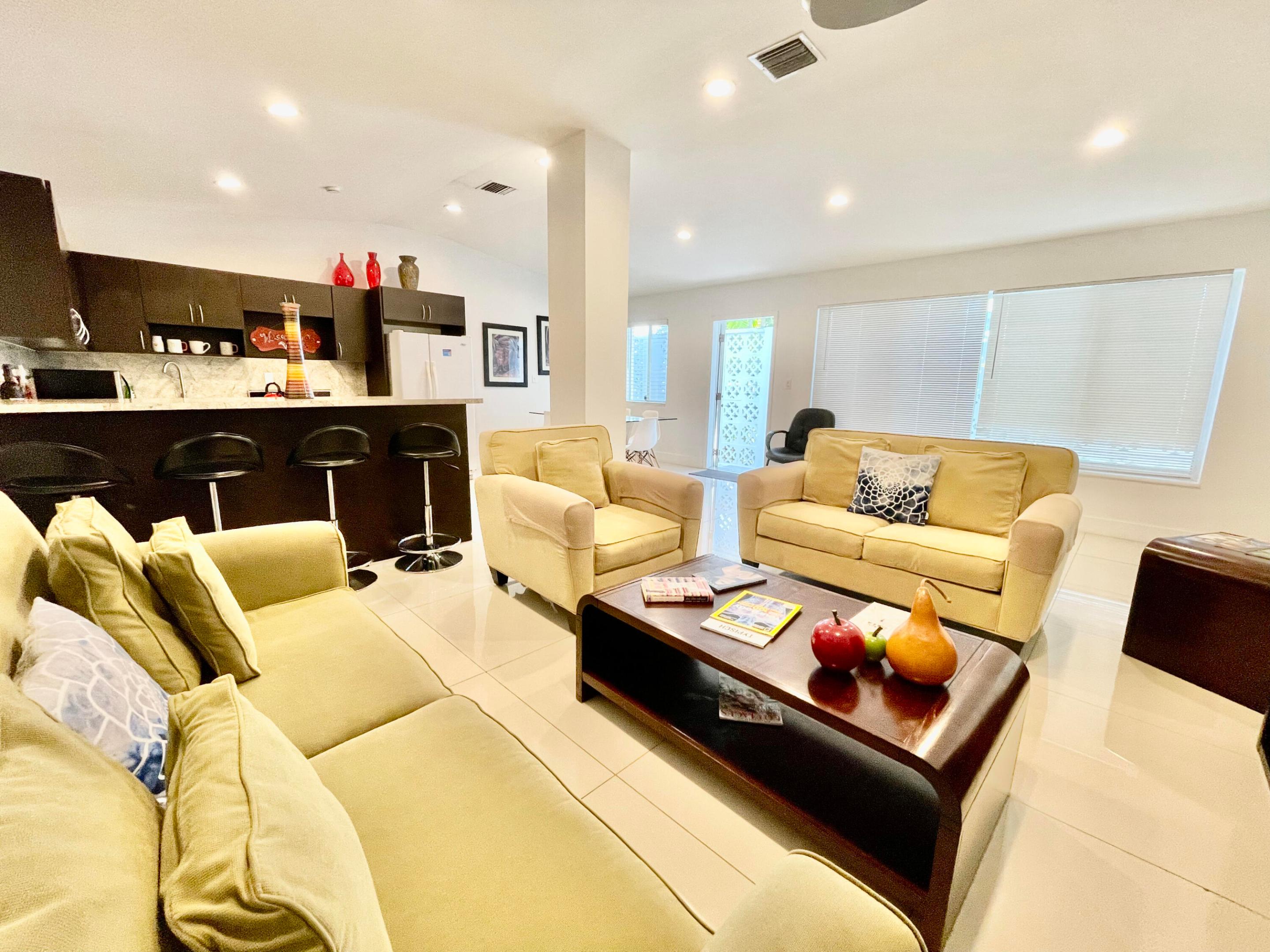 88 NE 154th North Miami Beach, FL 33162
