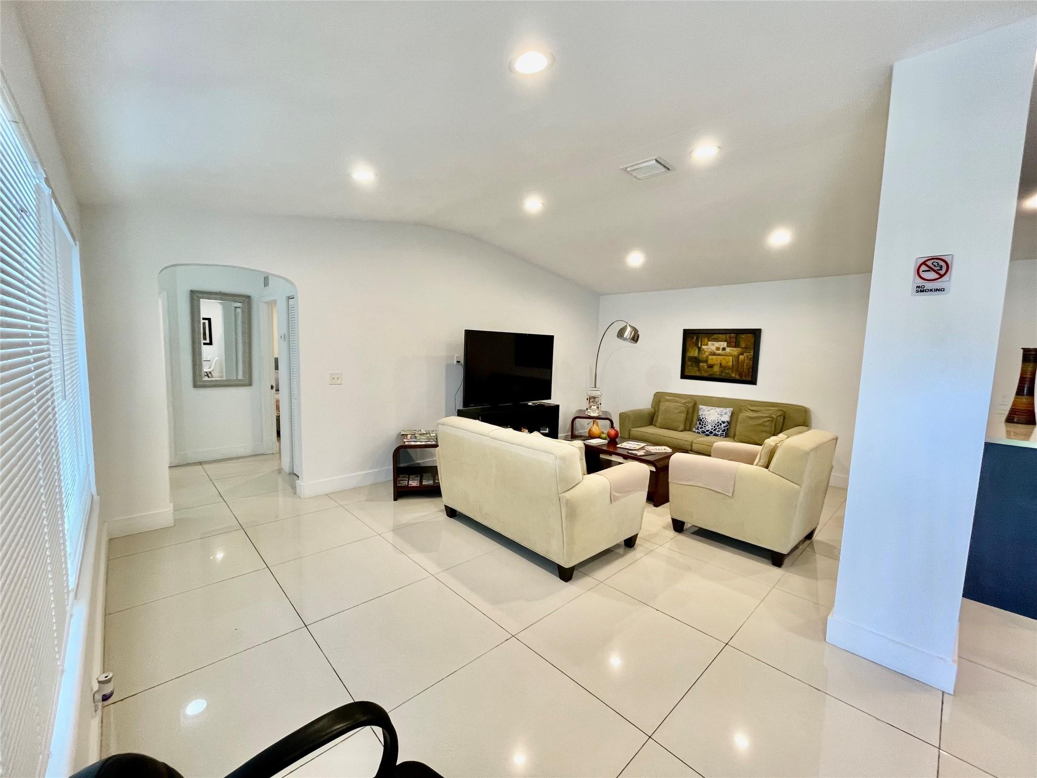 88 NE 154th North Miami Beach, FL 33162