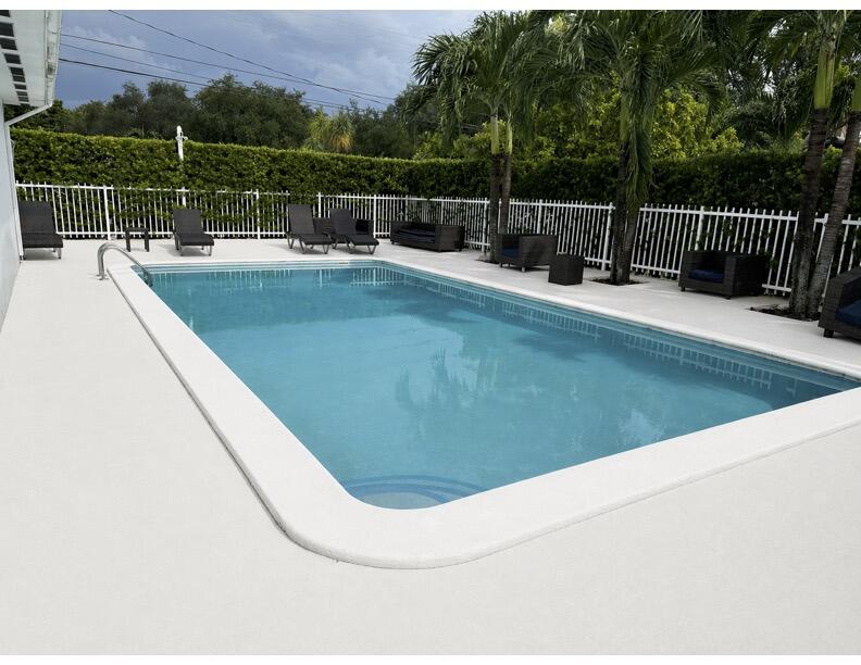 88 NE 154th North Miami Beach, FL 33162