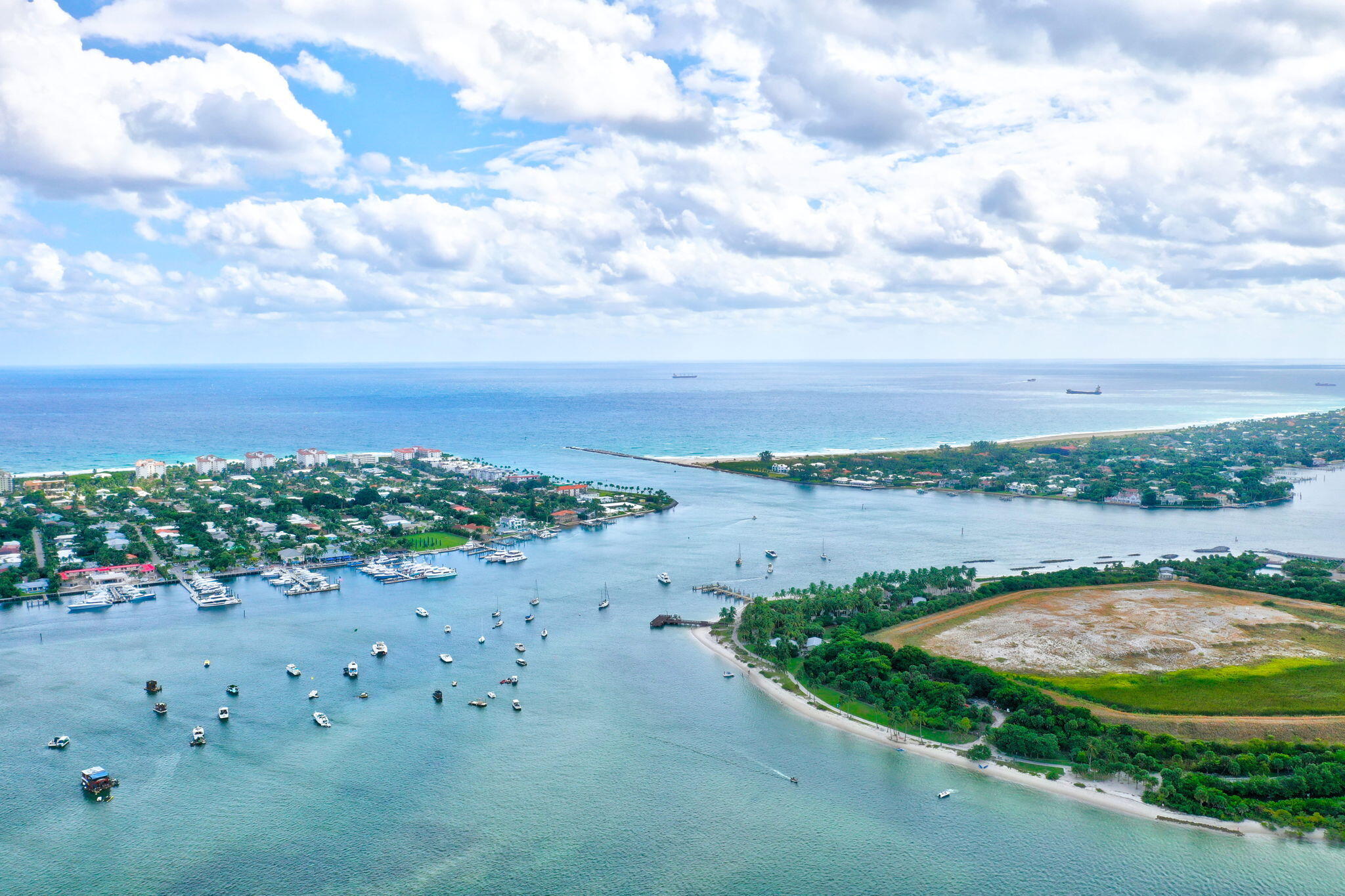 2640 Lake Shr #2608 Riviera Beach, FL 33404