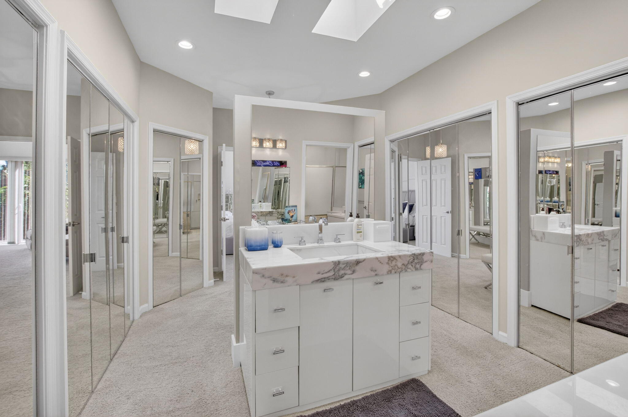 17320 Loch Lomond Boca Raton, FL 33496