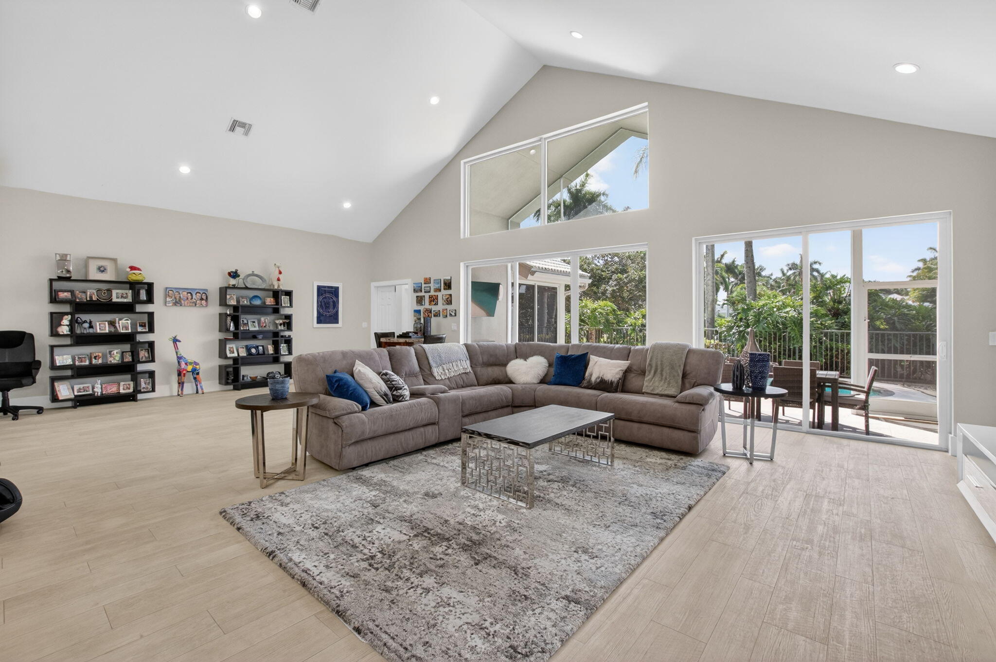 17320 Loch Lomond Boca Raton, FL 33496