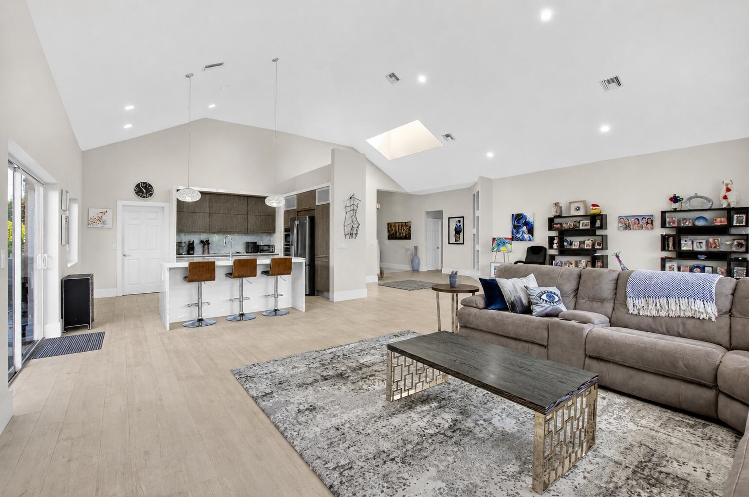 17320 Loch Lomond Boca Raton, FL 33496
