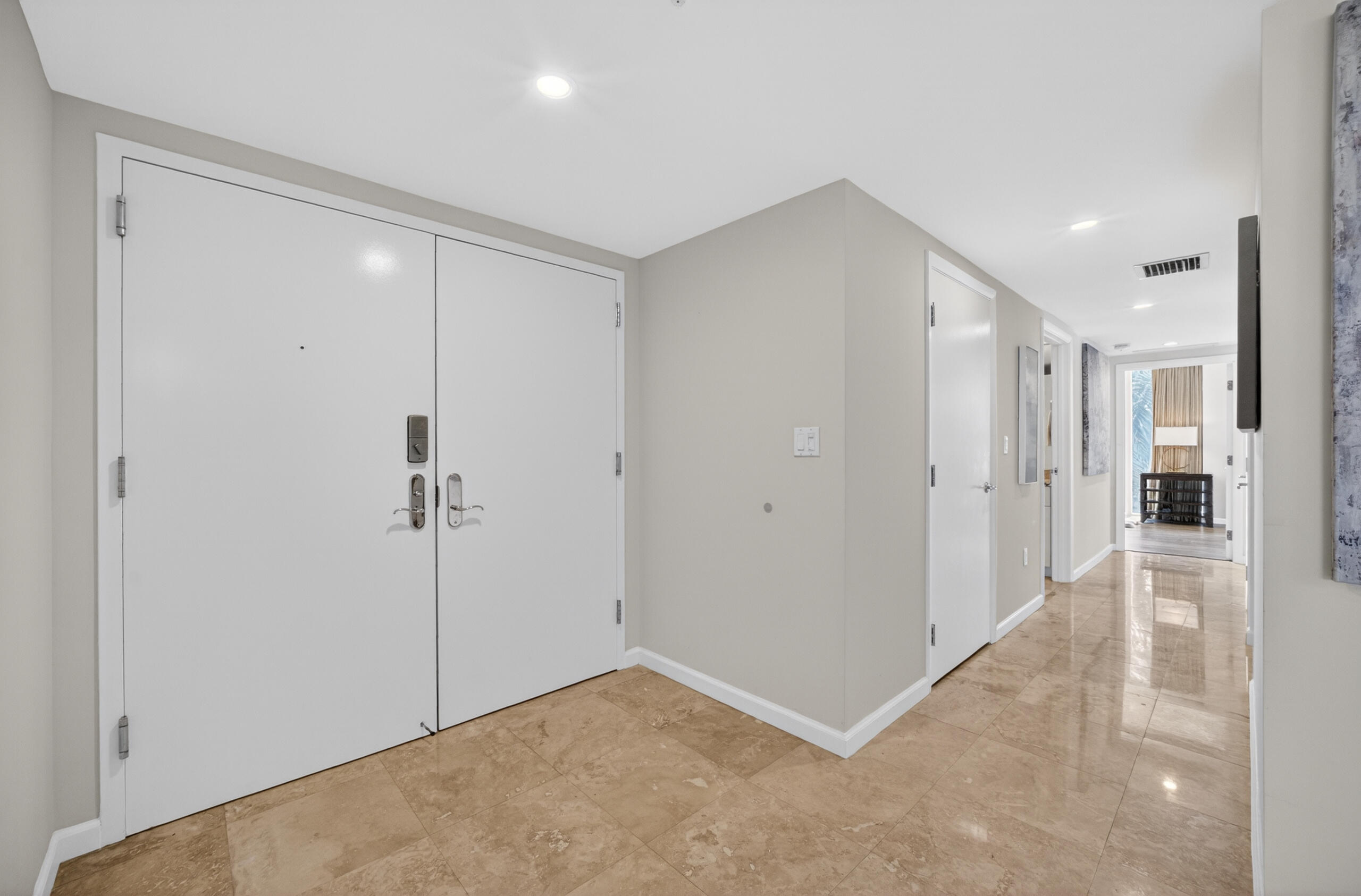 45 Hendricks #403 Fort Lauderdale, FL 33301