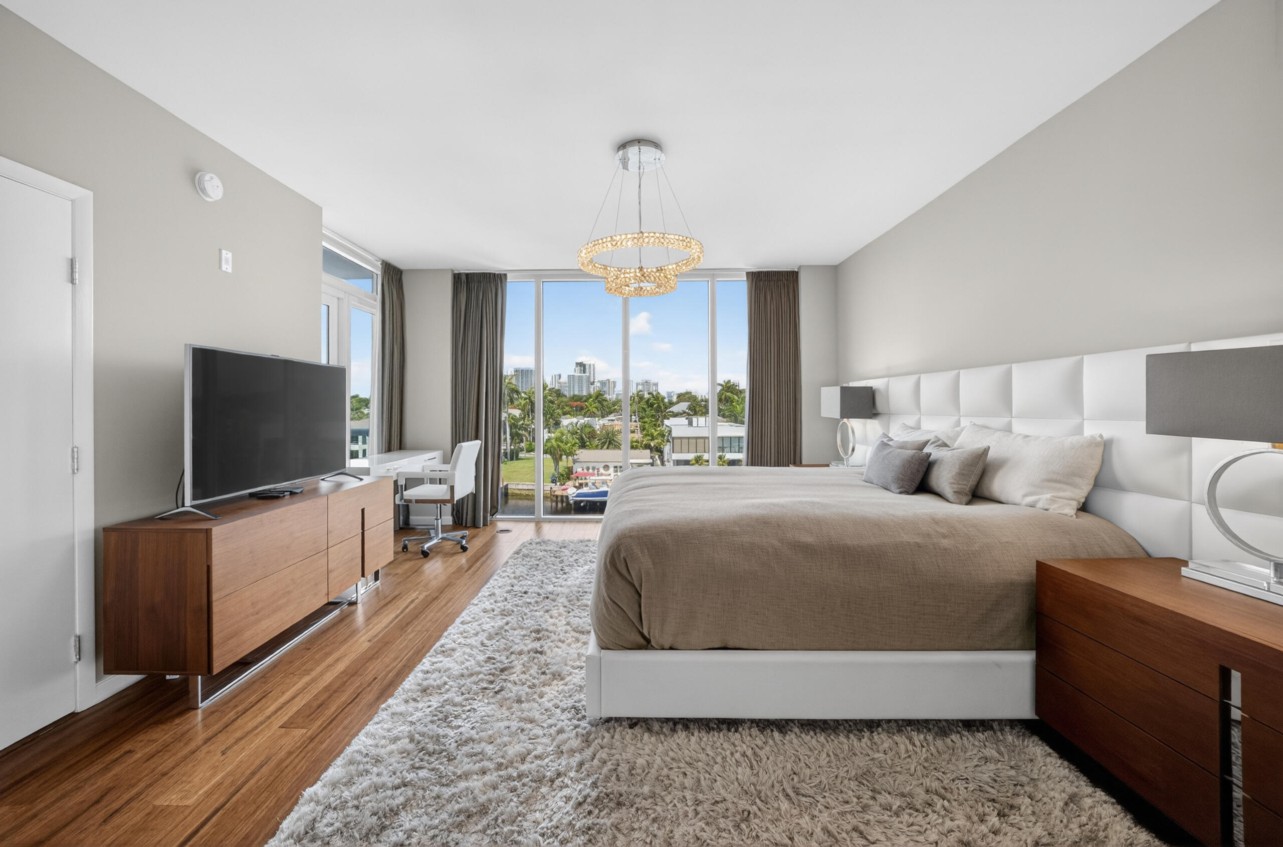 45 Hendricks #403 Fort Lauderdale, FL 33301
