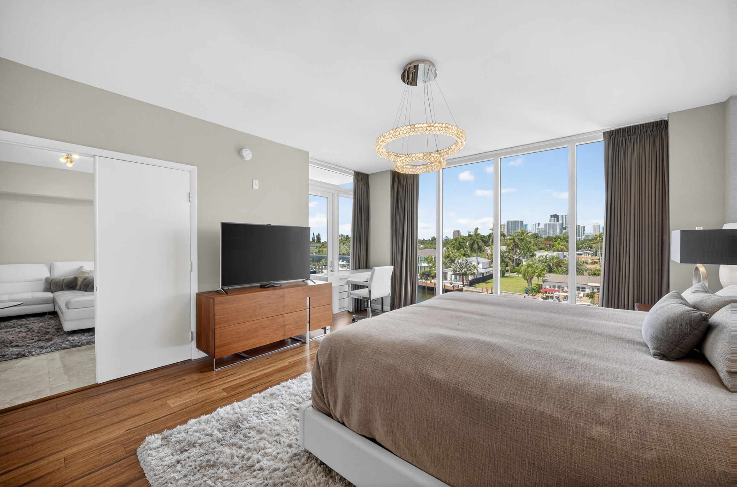 45 Hendricks #403 Fort Lauderdale, FL 33301