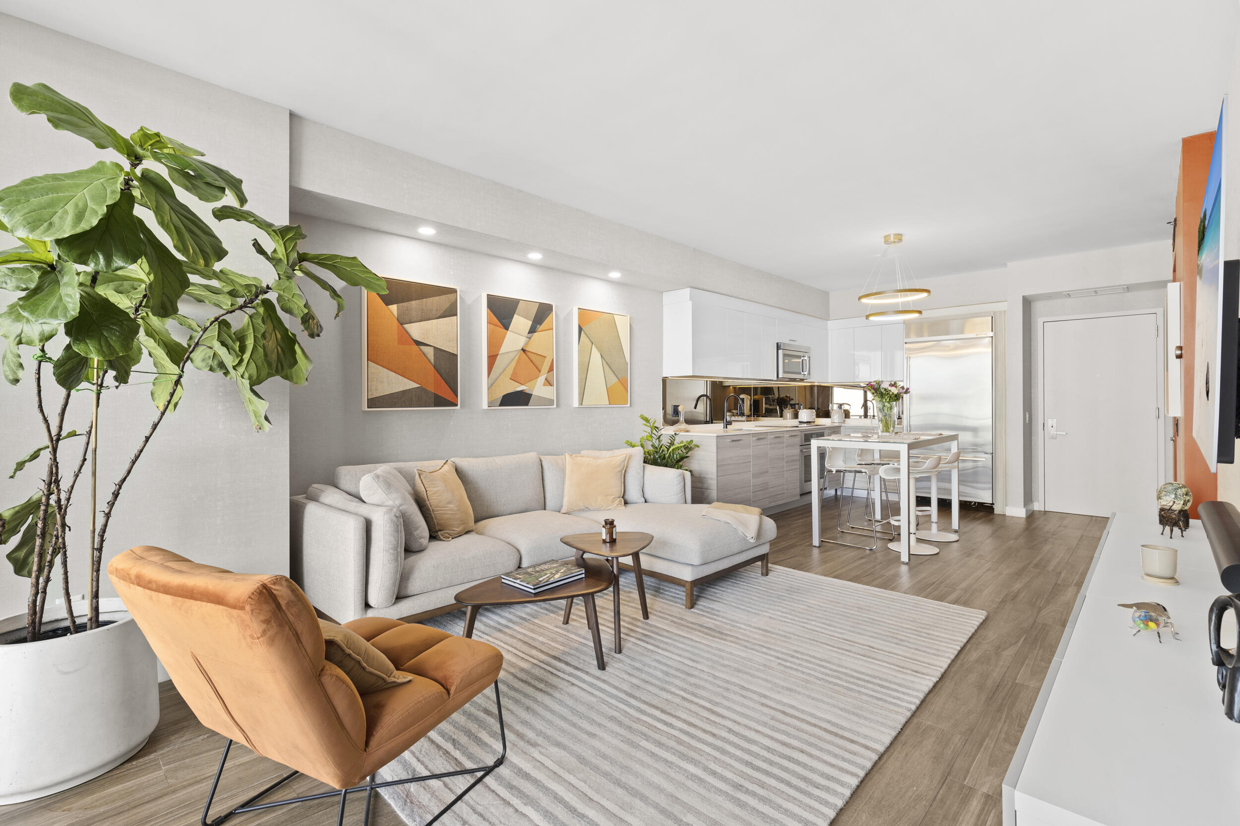1300 Brickell Bay #2105