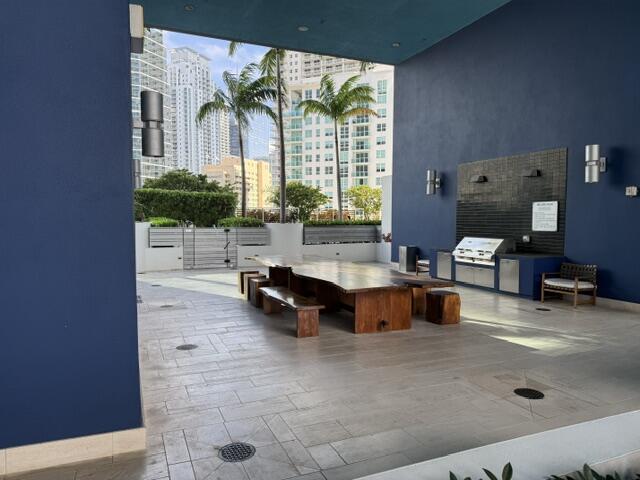 image Brickell House35