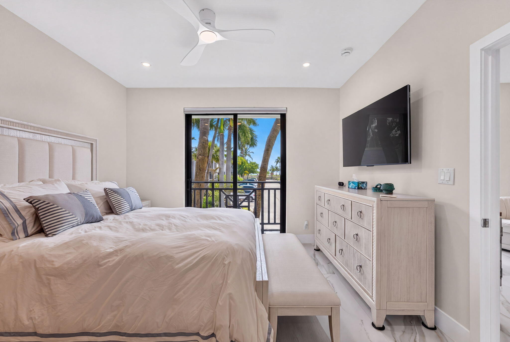 1555 S Ocean #274 Fort Lauderdale, FL 33316